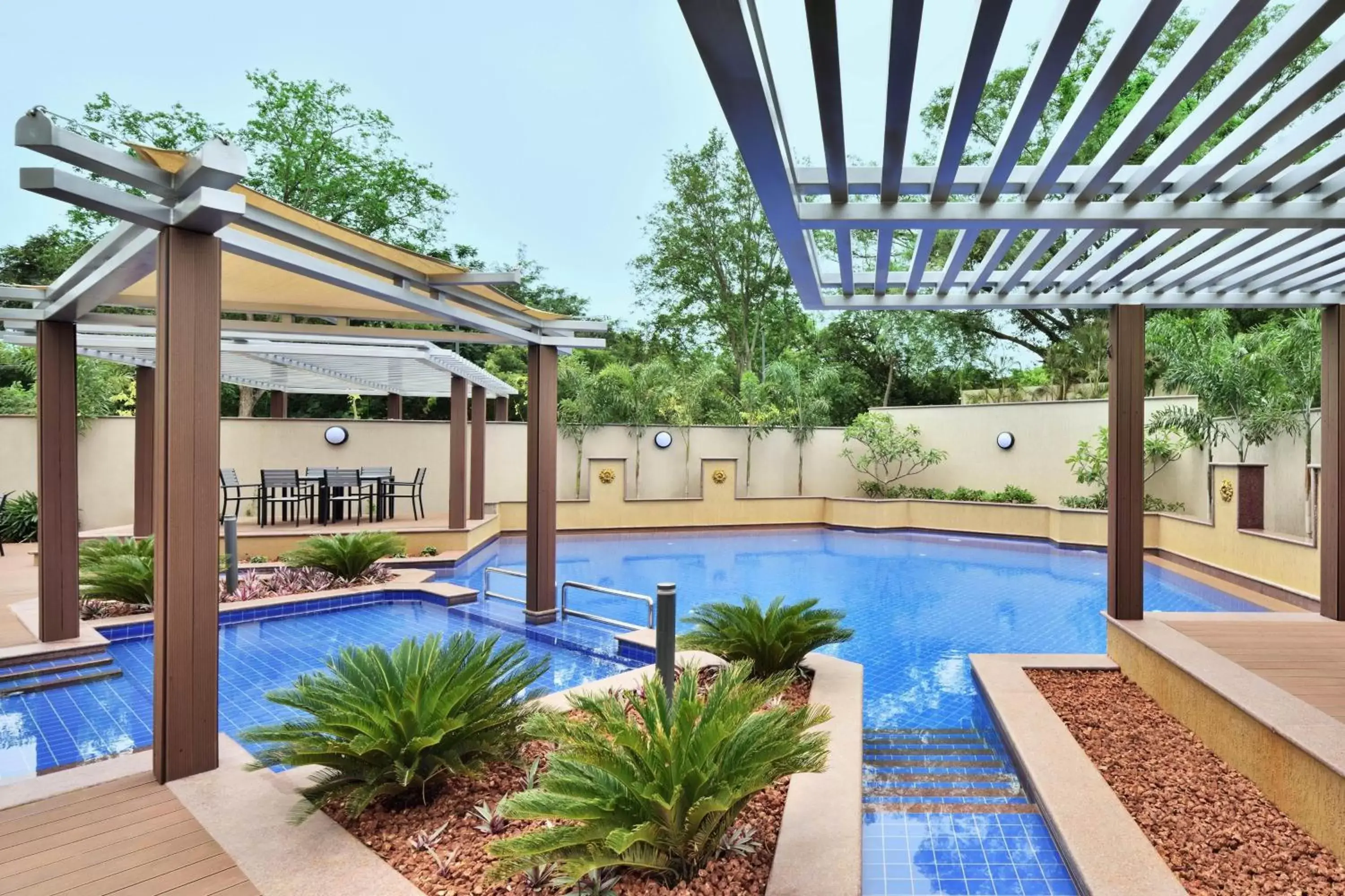 Swimming Pool in Courtyard by Marriott Madurai