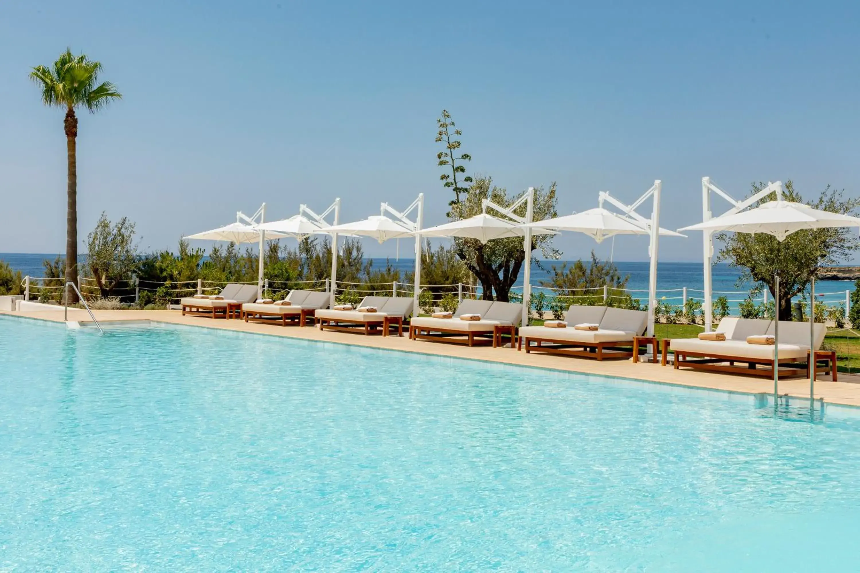 Swimming Pool in Villa Le Blanc, a Gran Melia Hotel - The Leading Hotels of The World