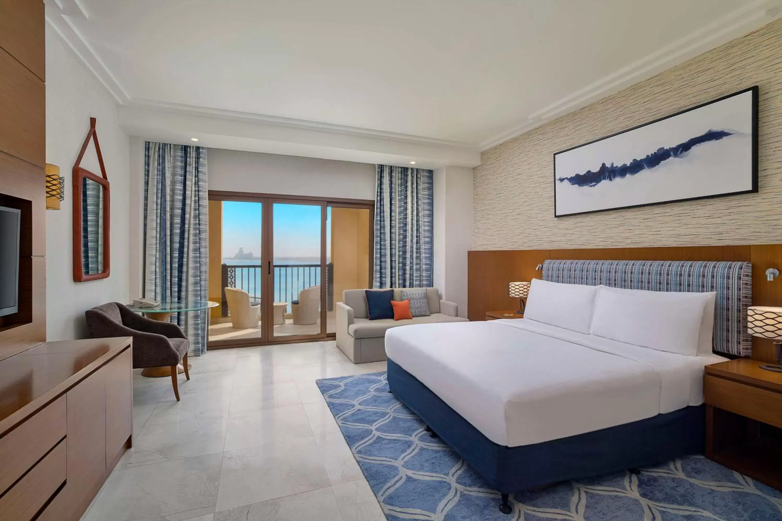Bed in DoubleTree by Hilton Resort & Spa Marjan Island