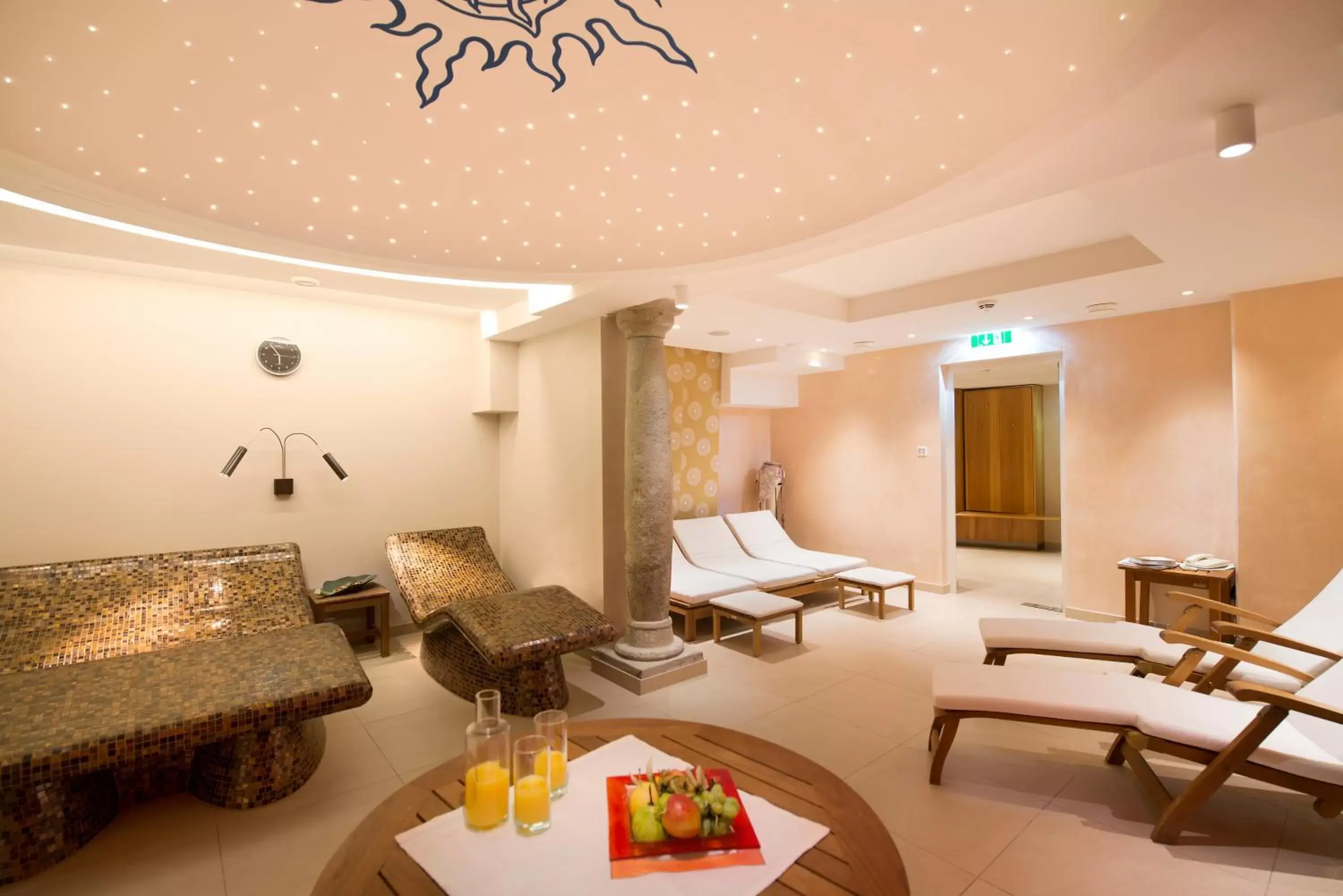 Spa and wellness centre/facilities in Romantikhotel Die Gersberg Alm