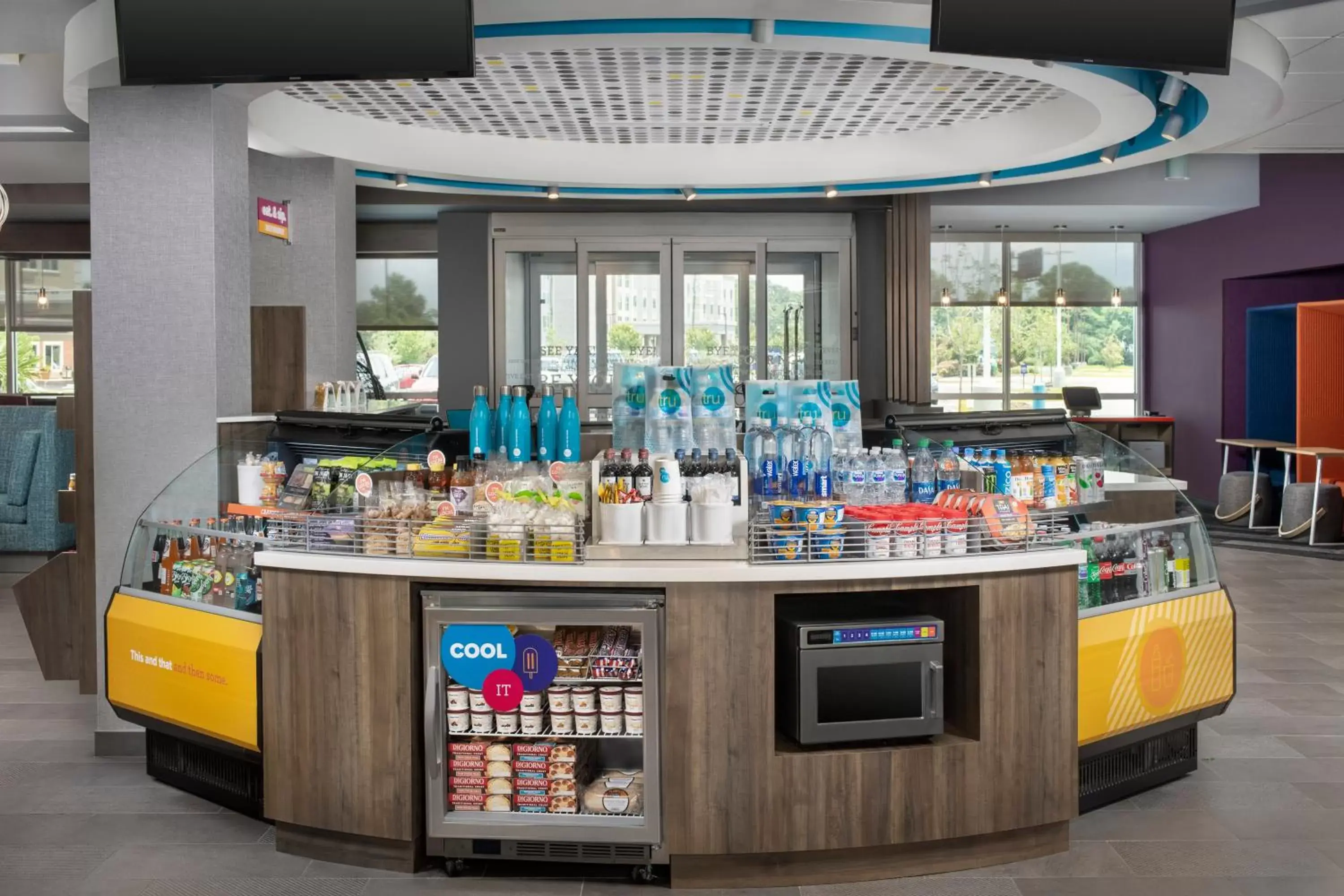 Food and drinks in Tru By Hilton Charleston Ashley Phosphate, Sc Food and drinks in Tru By Hilton Charleston Ashley Phosphate, Sc