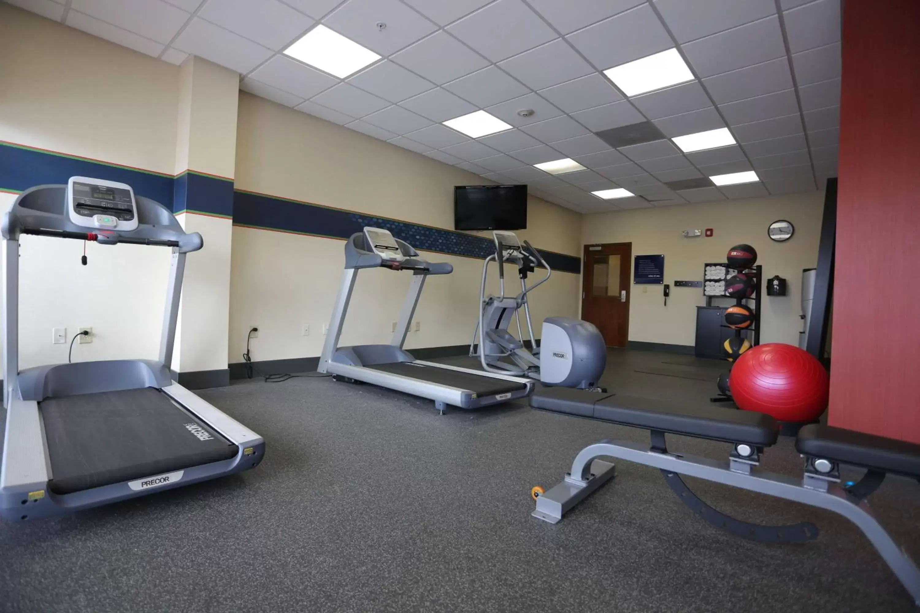 Fitness centre/facilities, Fitness Center/Facilities in Hampton Inn - Atmore