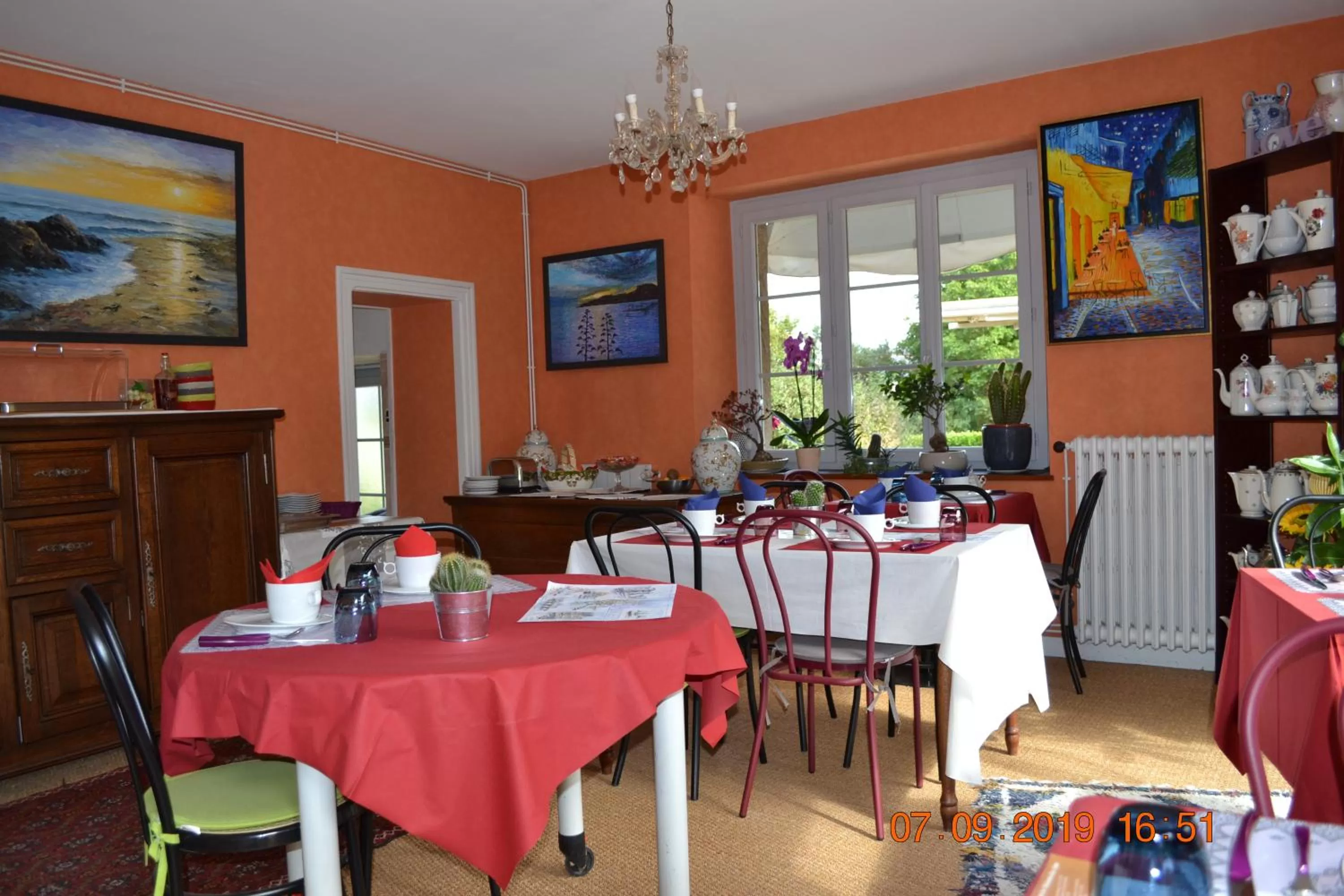 Buffet breakfast in Hôtel Le Castel