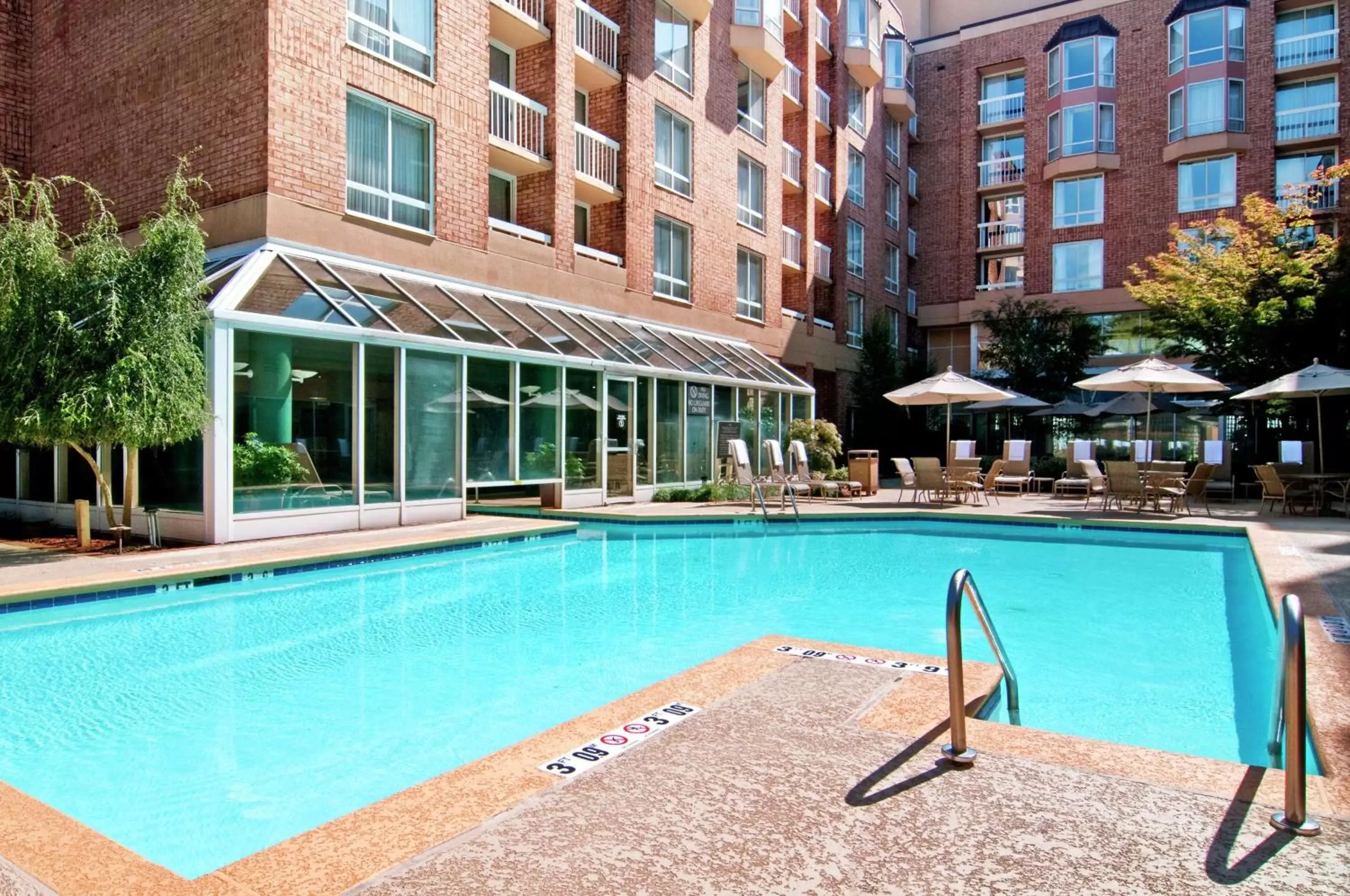 Pool view, Swimming Pool in Hilton Atlanta Perimeter Suites