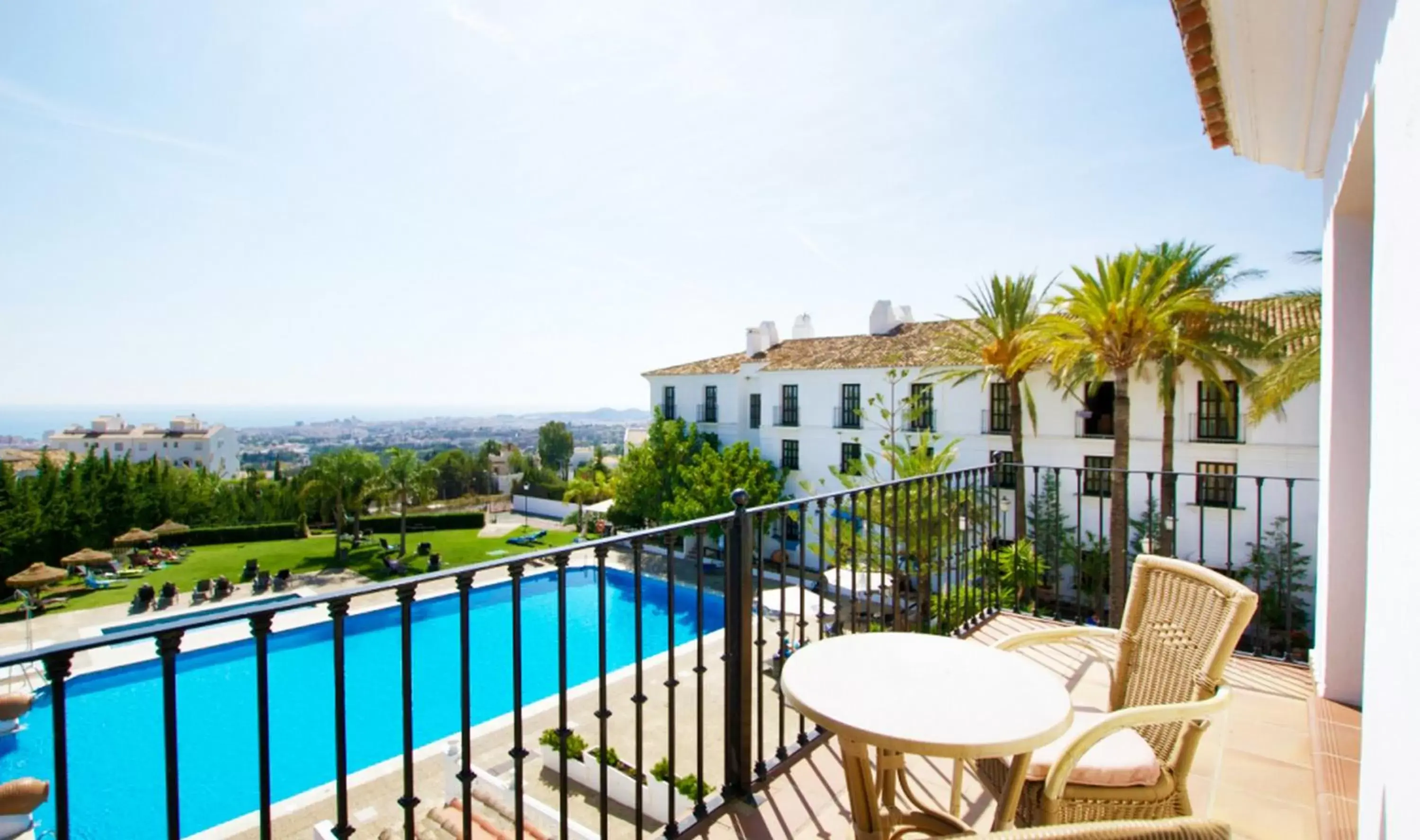 Balcony/Terrace, Pool View in Ilunion Hacienda de Mijas