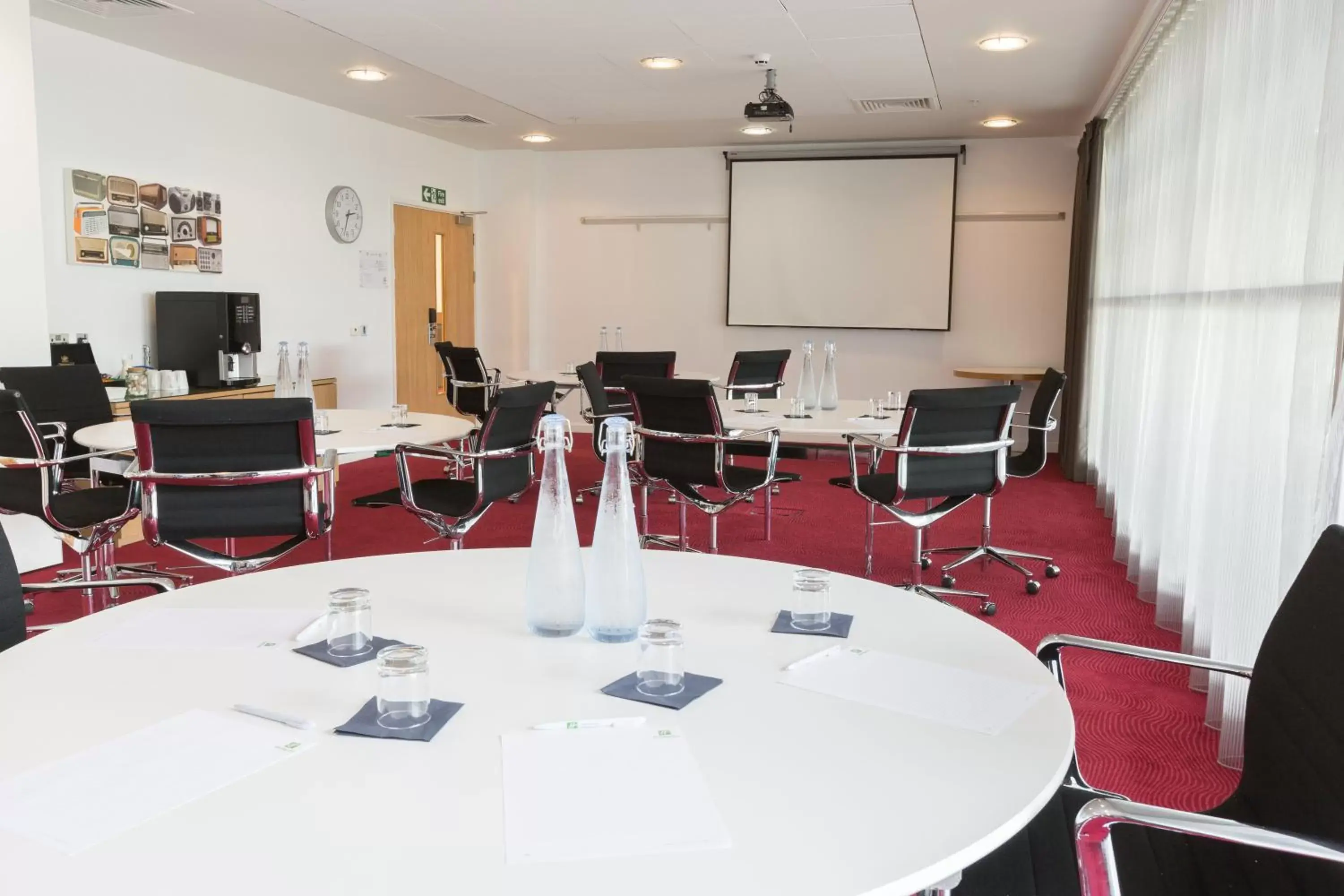 Meeting/conference room, Business Area/Conference Room in Holiday Inn Manchester-Mediacityuk, an IHG Hotel