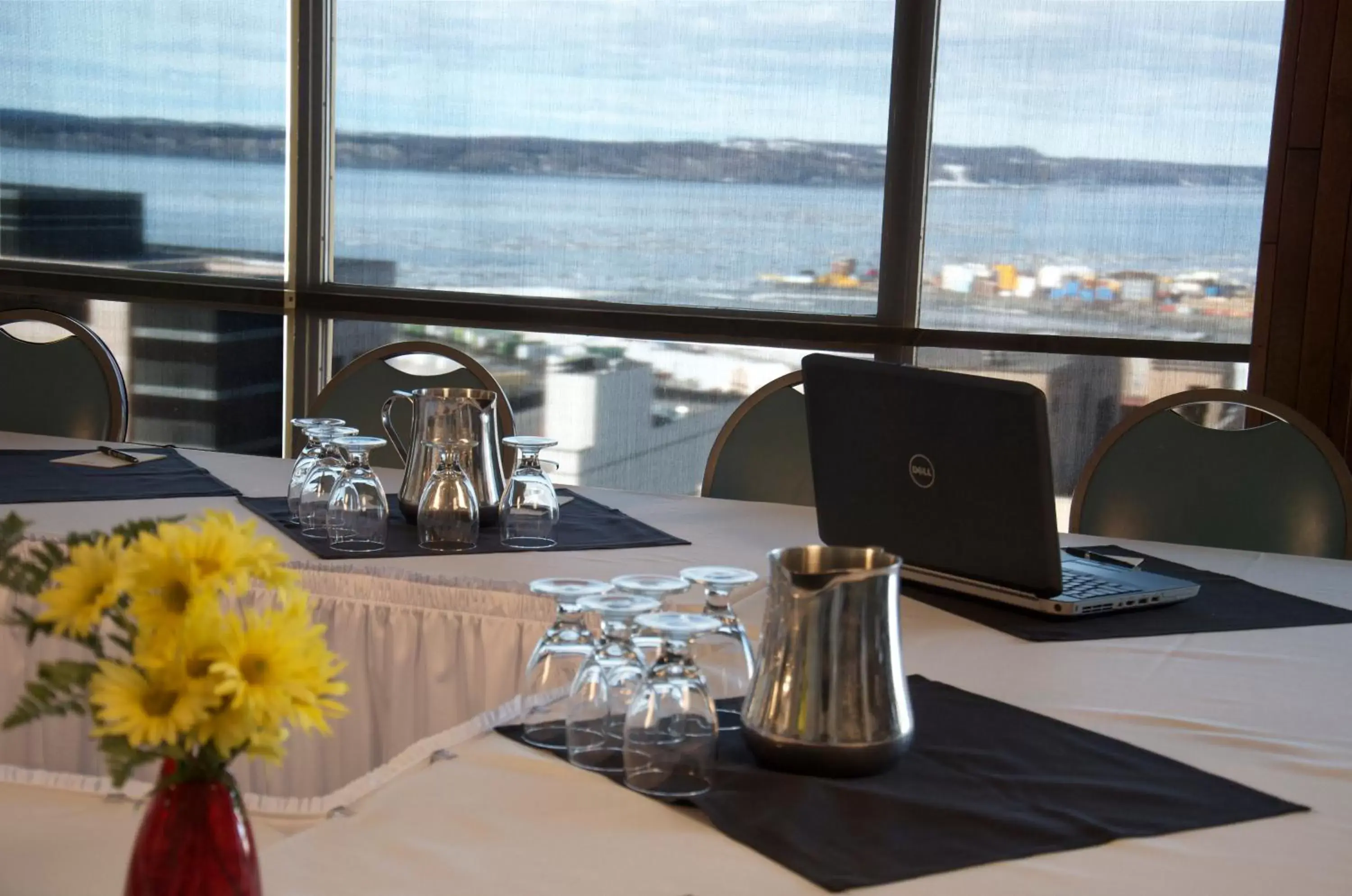 Business facilities, Restaurant/Places to Eat in Westmark Anchorage Hotel