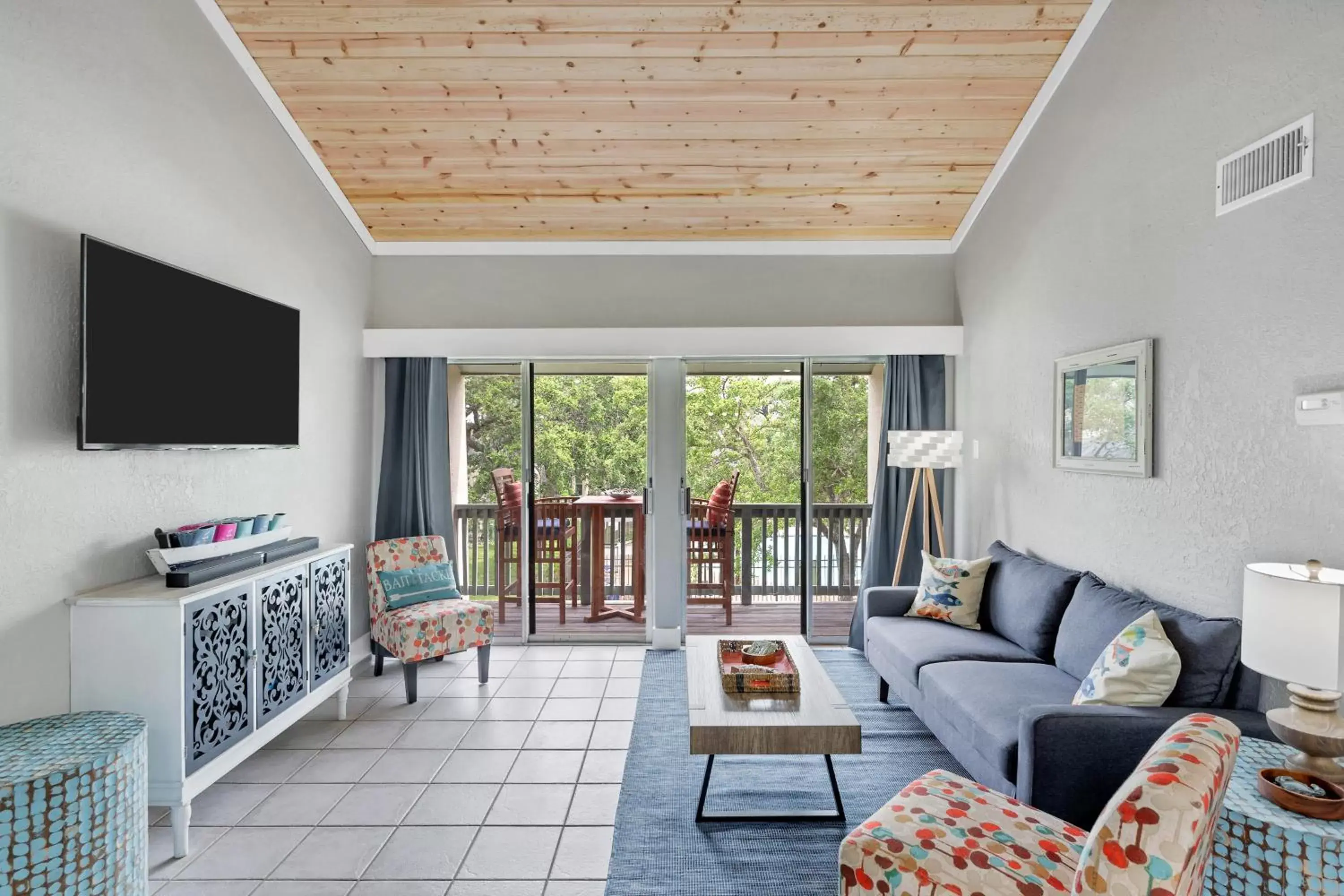 Seating Area in Fulton Beach Condos