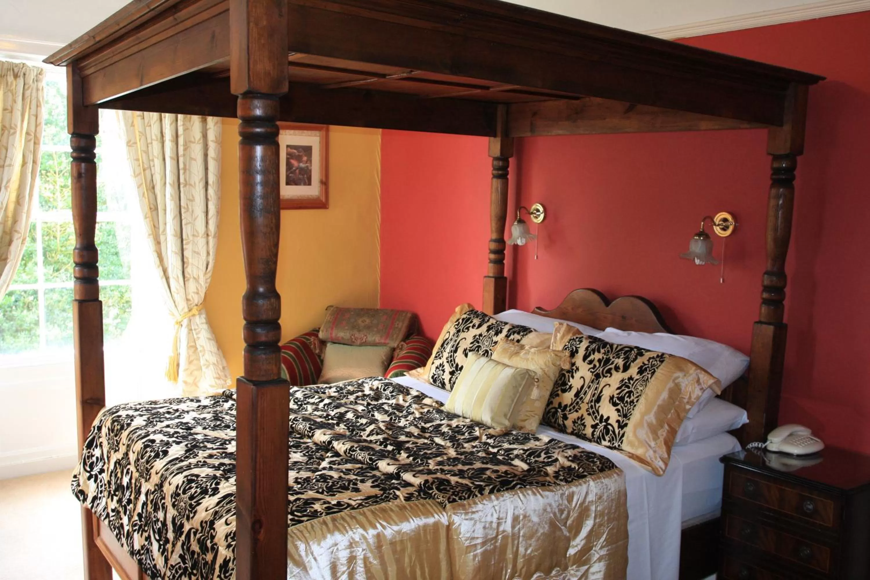 Bedroom, Bed in Wrangham House