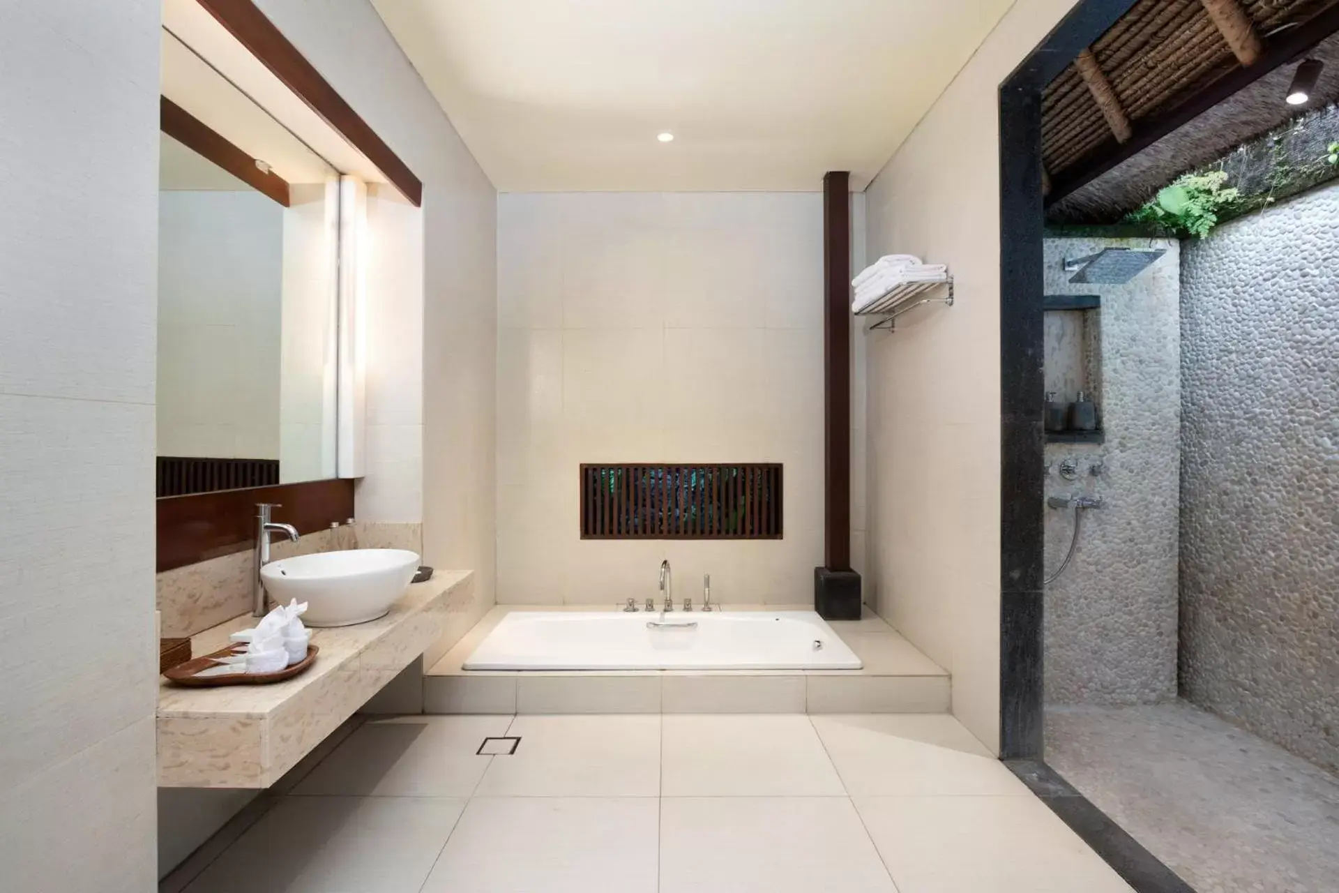 Shower, Bathroom in Ubud Green Resort Villas Powered by Archipelago