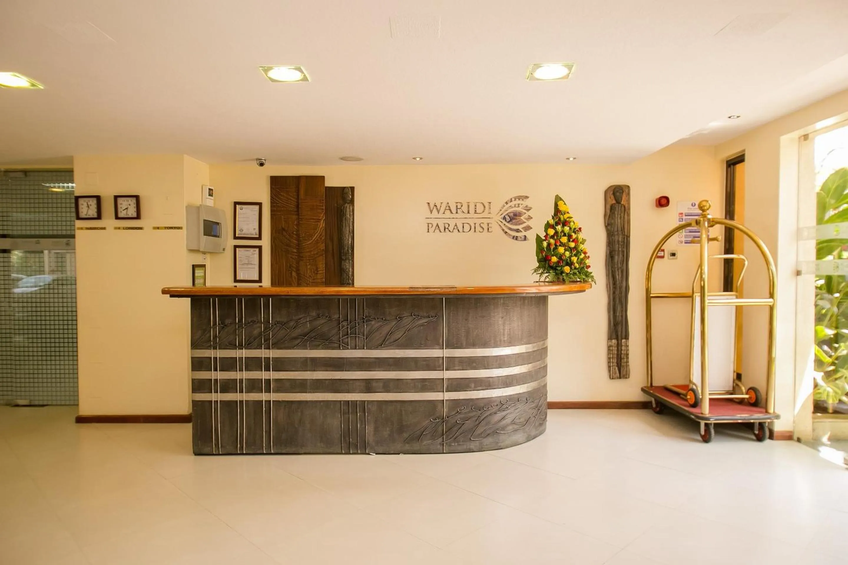 Lobby or reception in Waridi Paradise Hotel and Suites