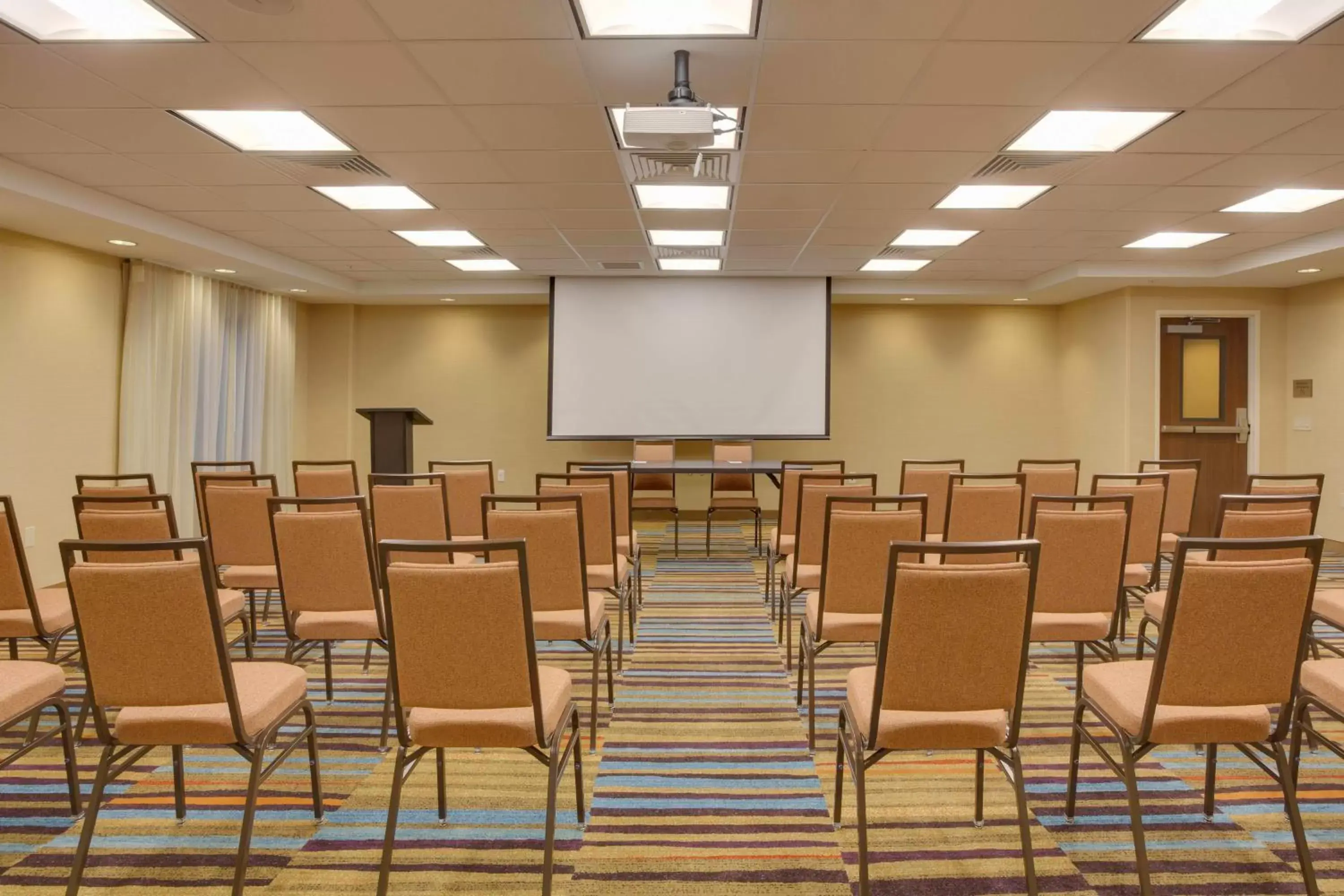 Meeting/conference room in Fairfield Inn & Suites By Marriott Fort Lauderdale Downtown/Las Olas