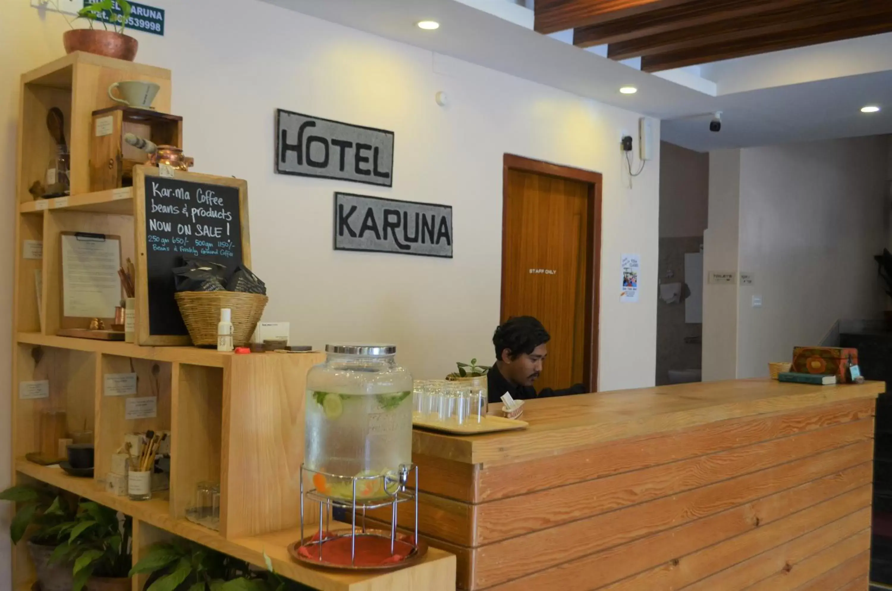 Staff, Lobby/Reception in Hotel Karuna