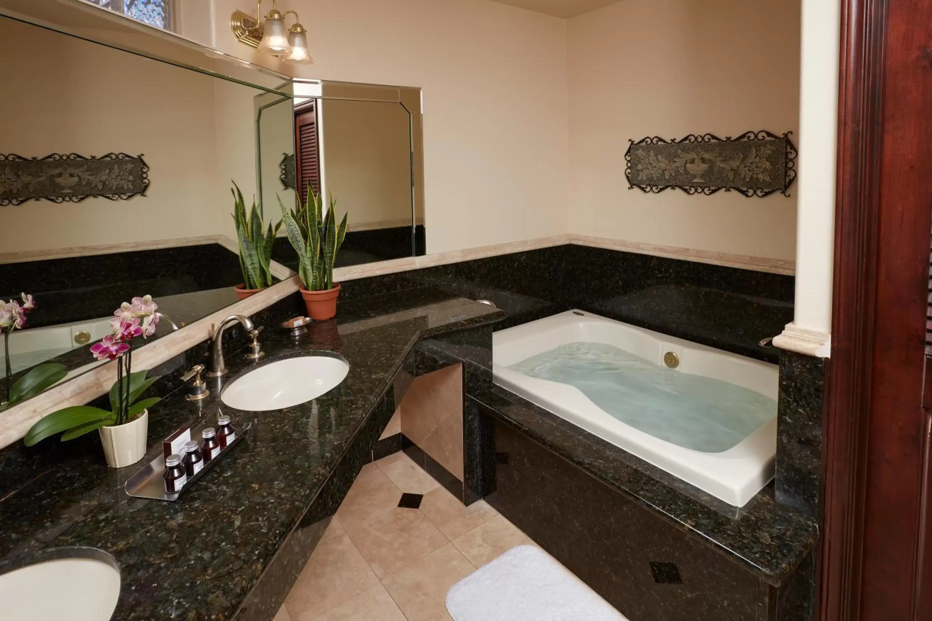 Bathroom in South Coast Winery Resort & Spa