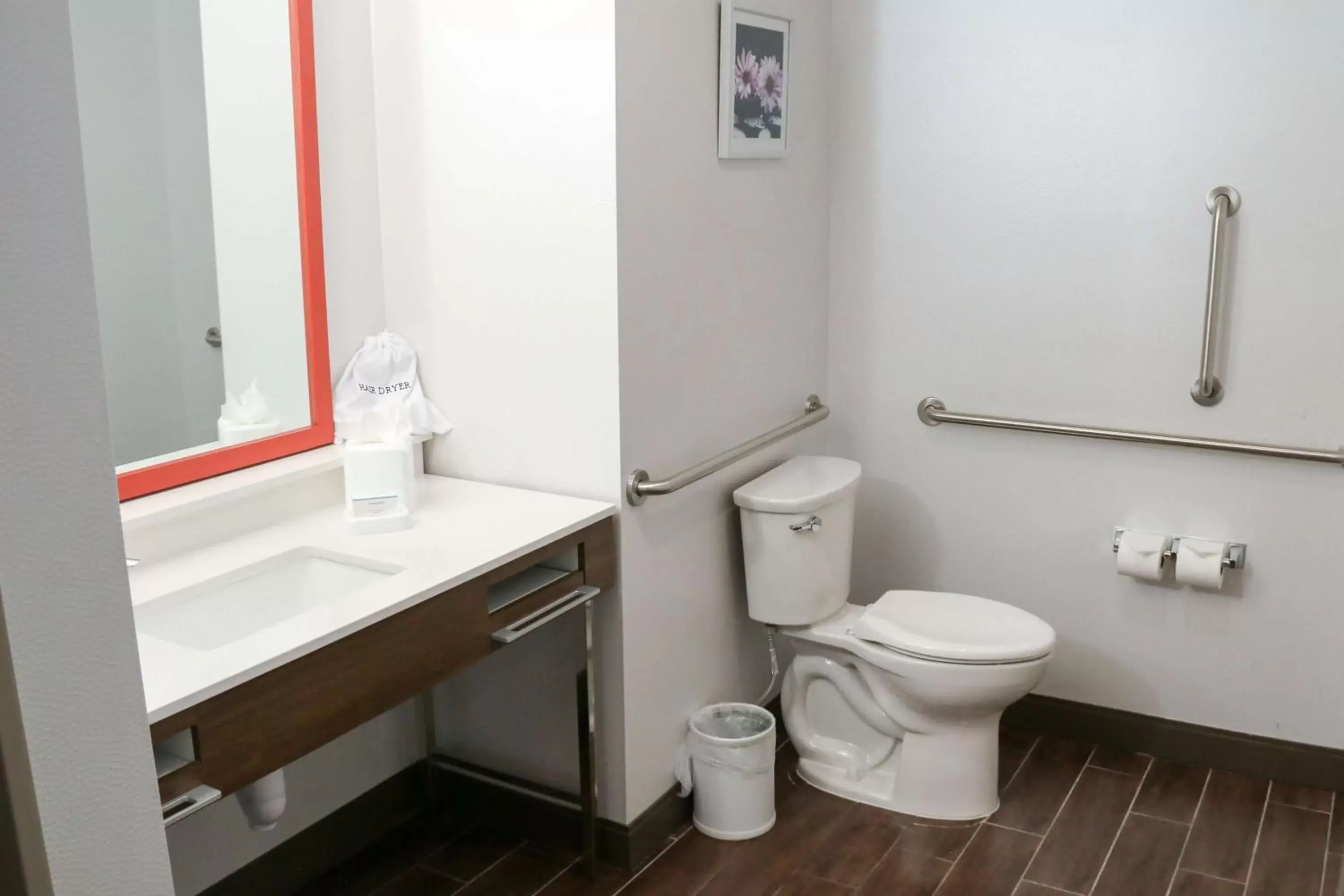 Bathroom in Hampton Inn & Suites Lafayette Bathroom in Hampton Inn & Suites Lafayette