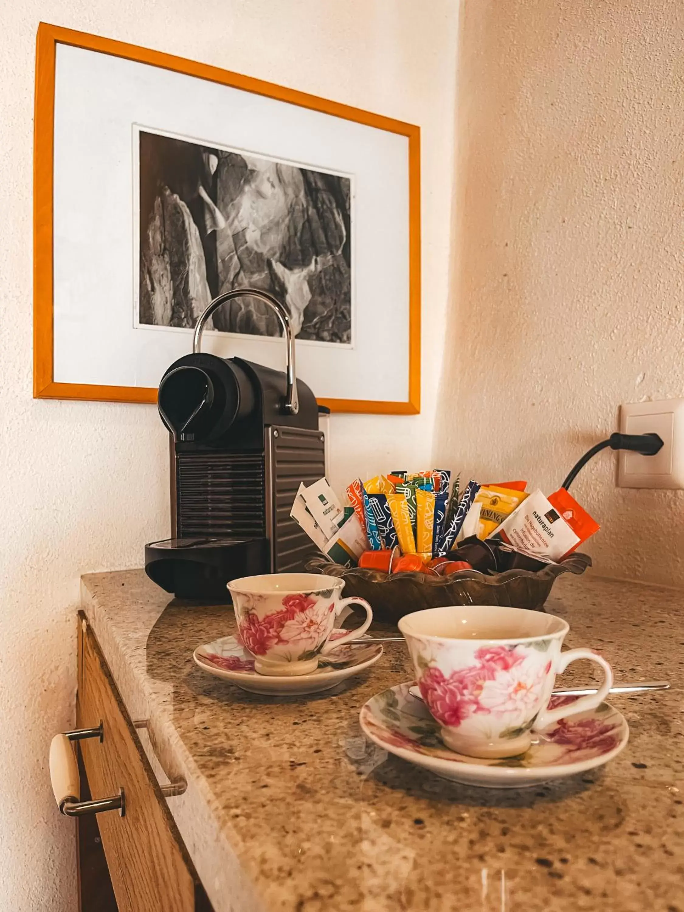 Coffee/tea facilities in Case di Sotto, House & Breakfast