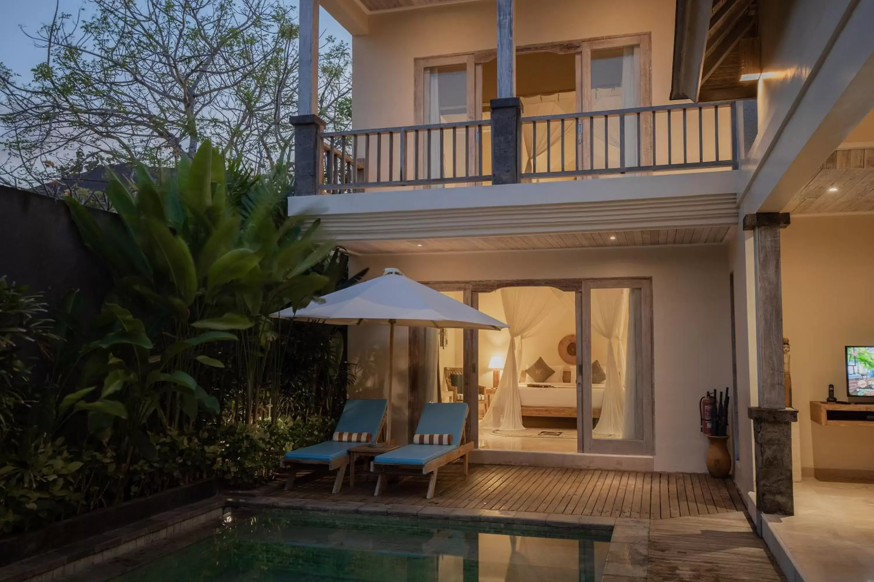 Balcony/Terrace, Swimming Pool in La Berceuse Resort and Villa Nusa Dua by Taritiya Collection