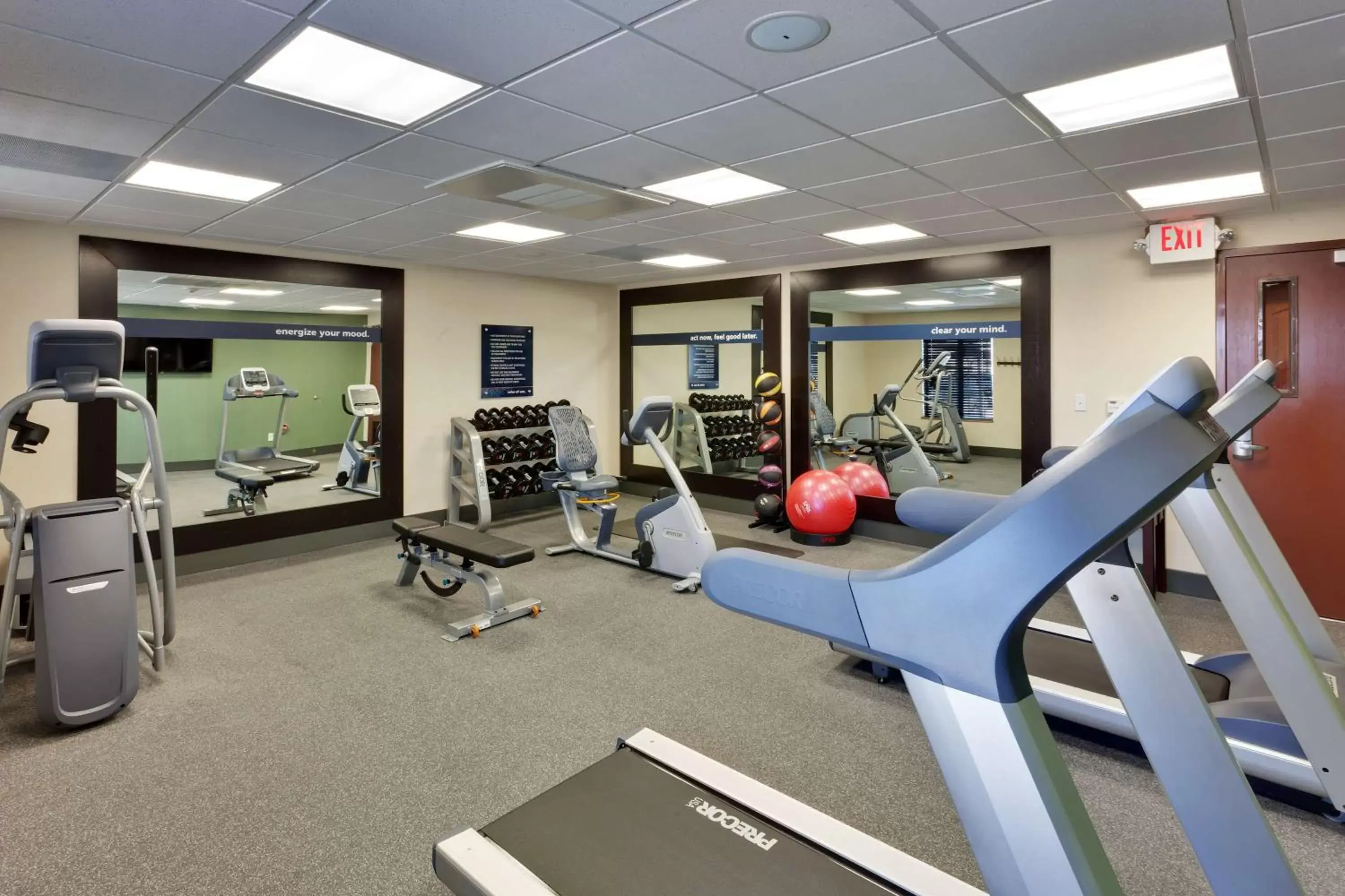 Fitness centre/facilities, Fitness Center/Facilities in Hampton Inn & Suites Fresno - Northwest