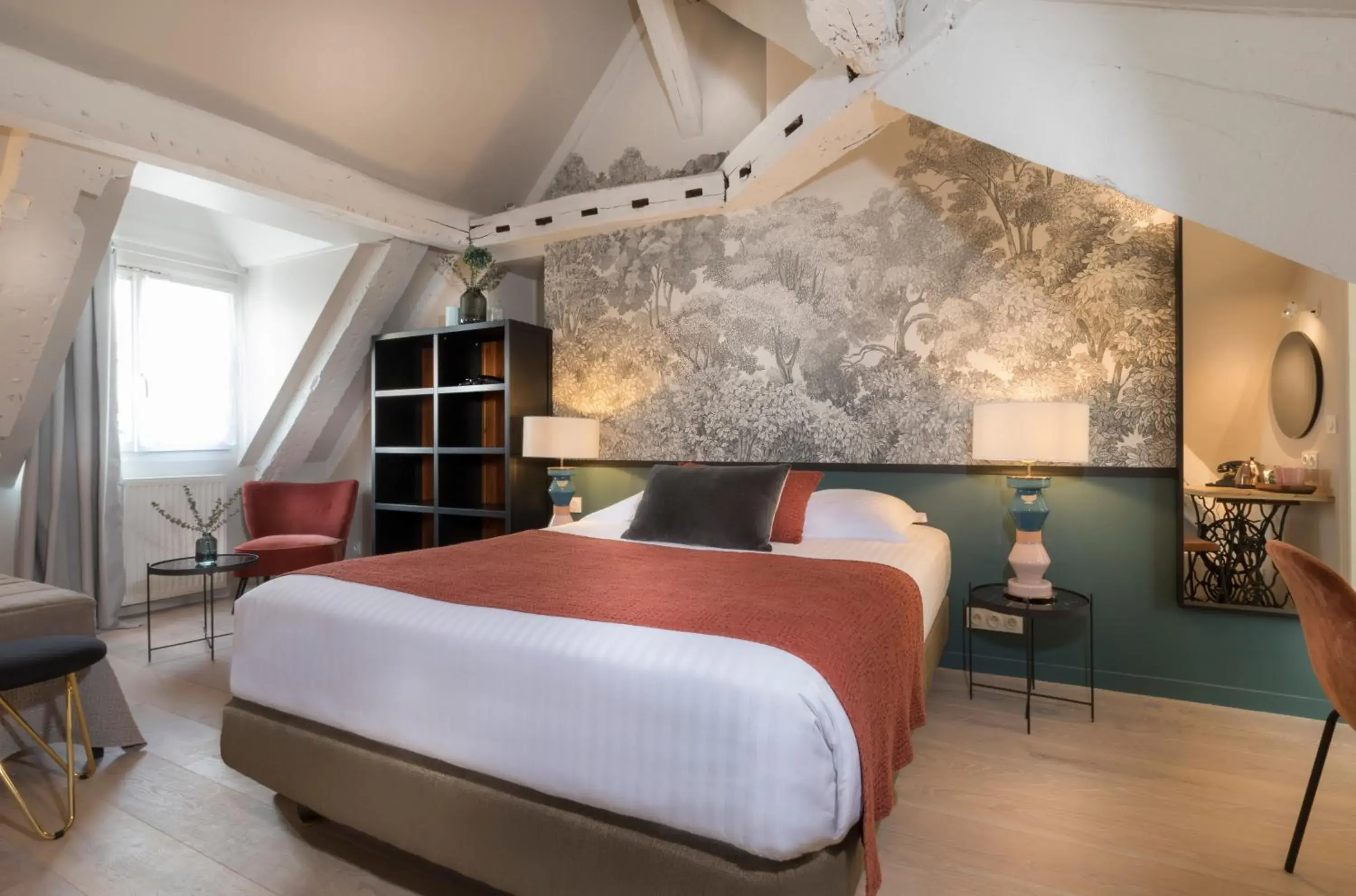 Photo of the whole room, Bed in Hôtel Jeanne d'Arc Le Marais
