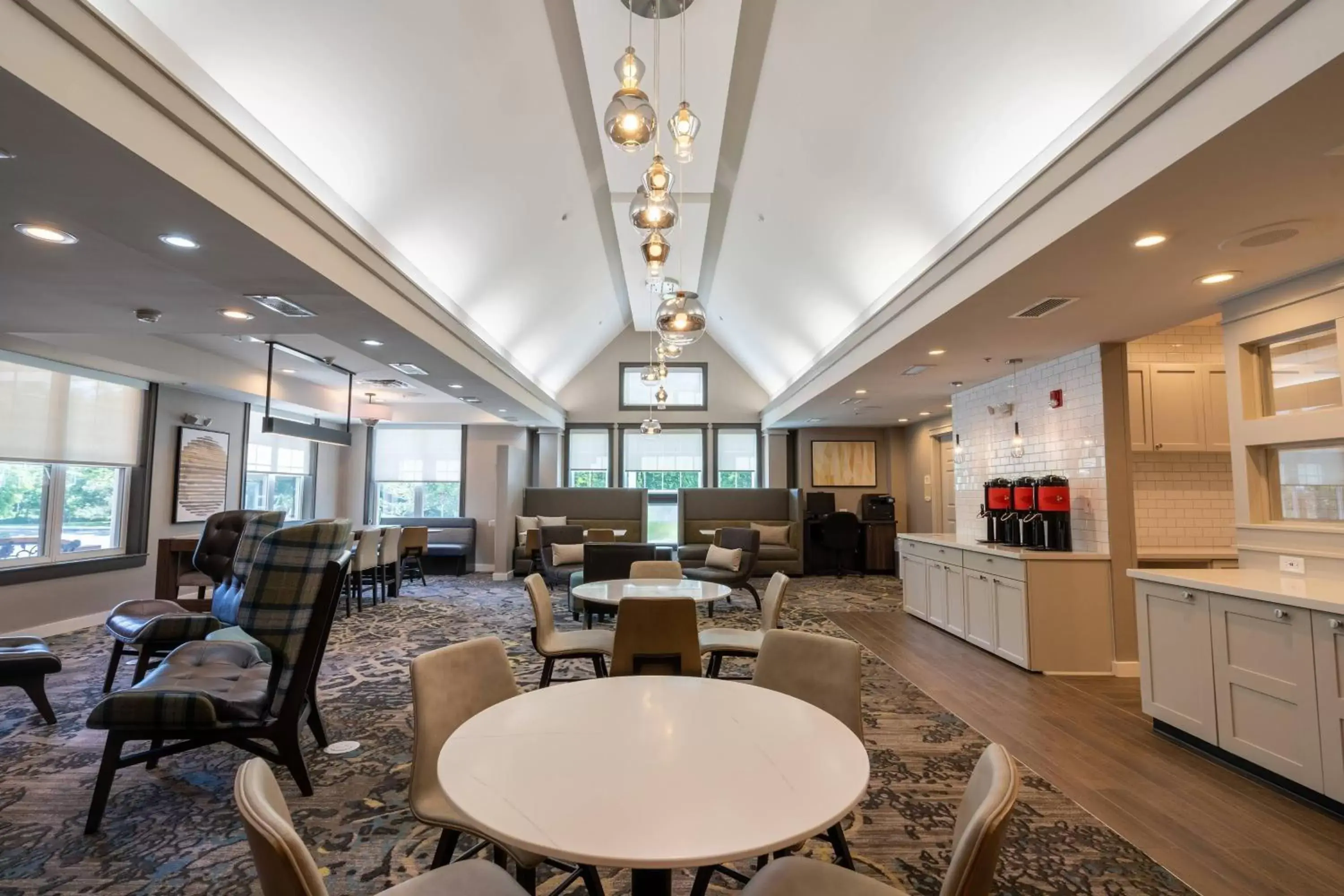 Restaurant/places to eat in Residence Inn by Marriott Princeton at Carnegie Center