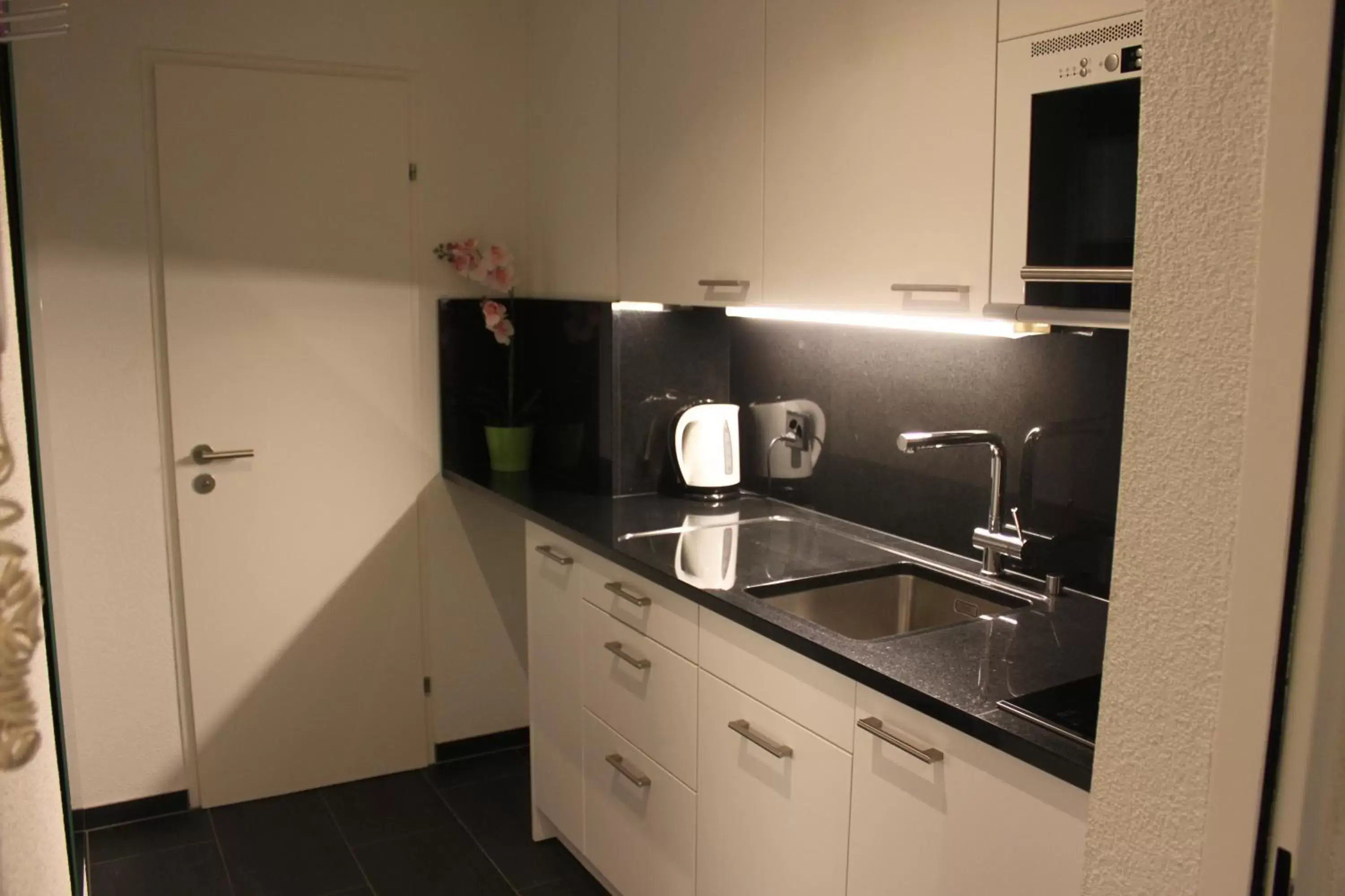 Kitchen/Kitchenette in Seefeld Residenz