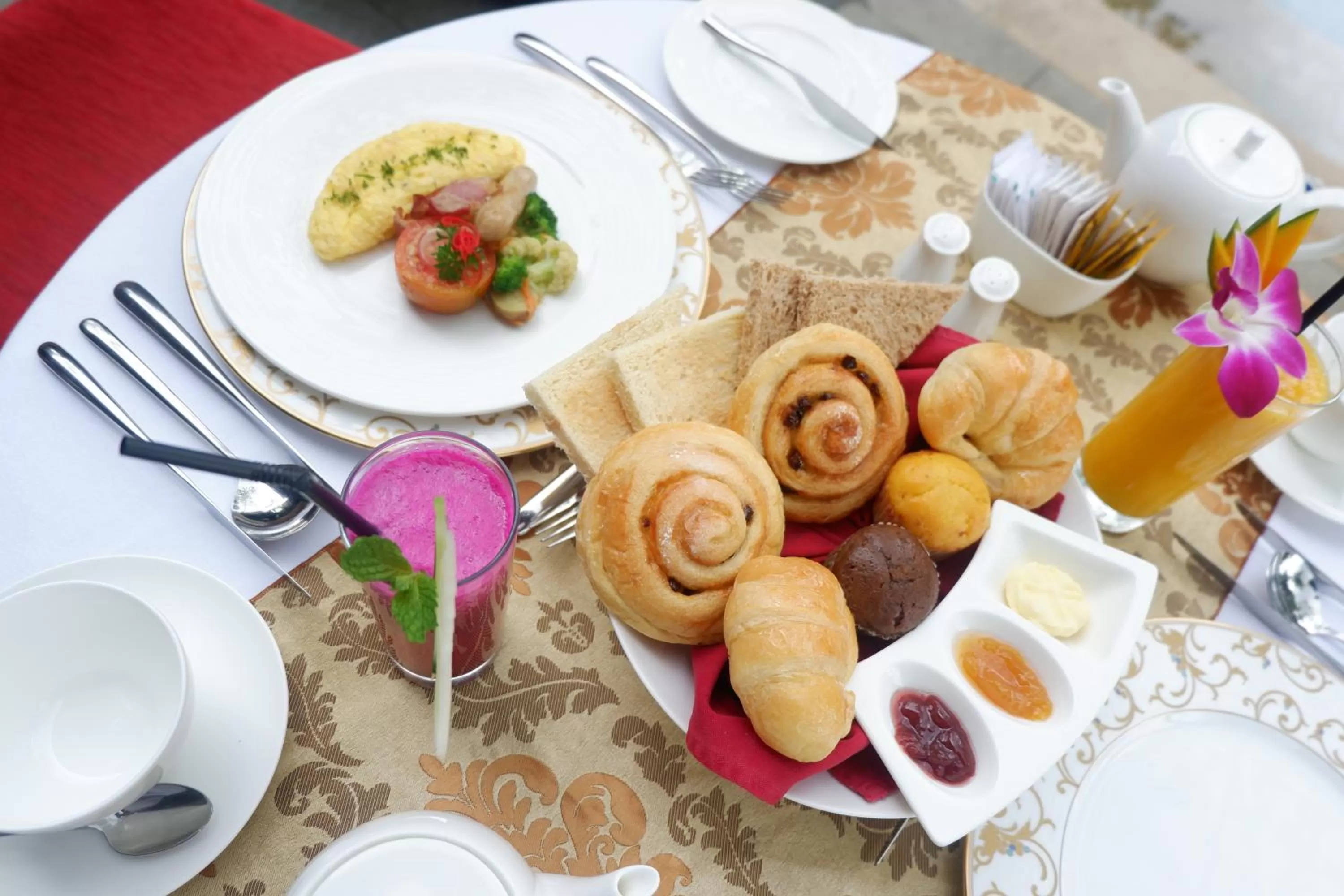 Breakfast in Dwaraka The Royal Villas