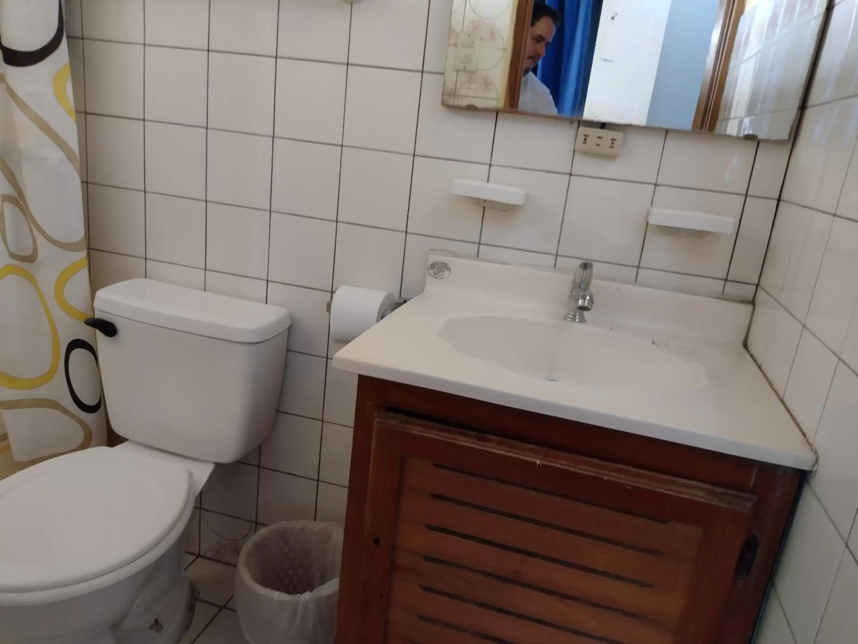 Toilet, Bathroom in Hotel Alajuela Costa Rica Airport