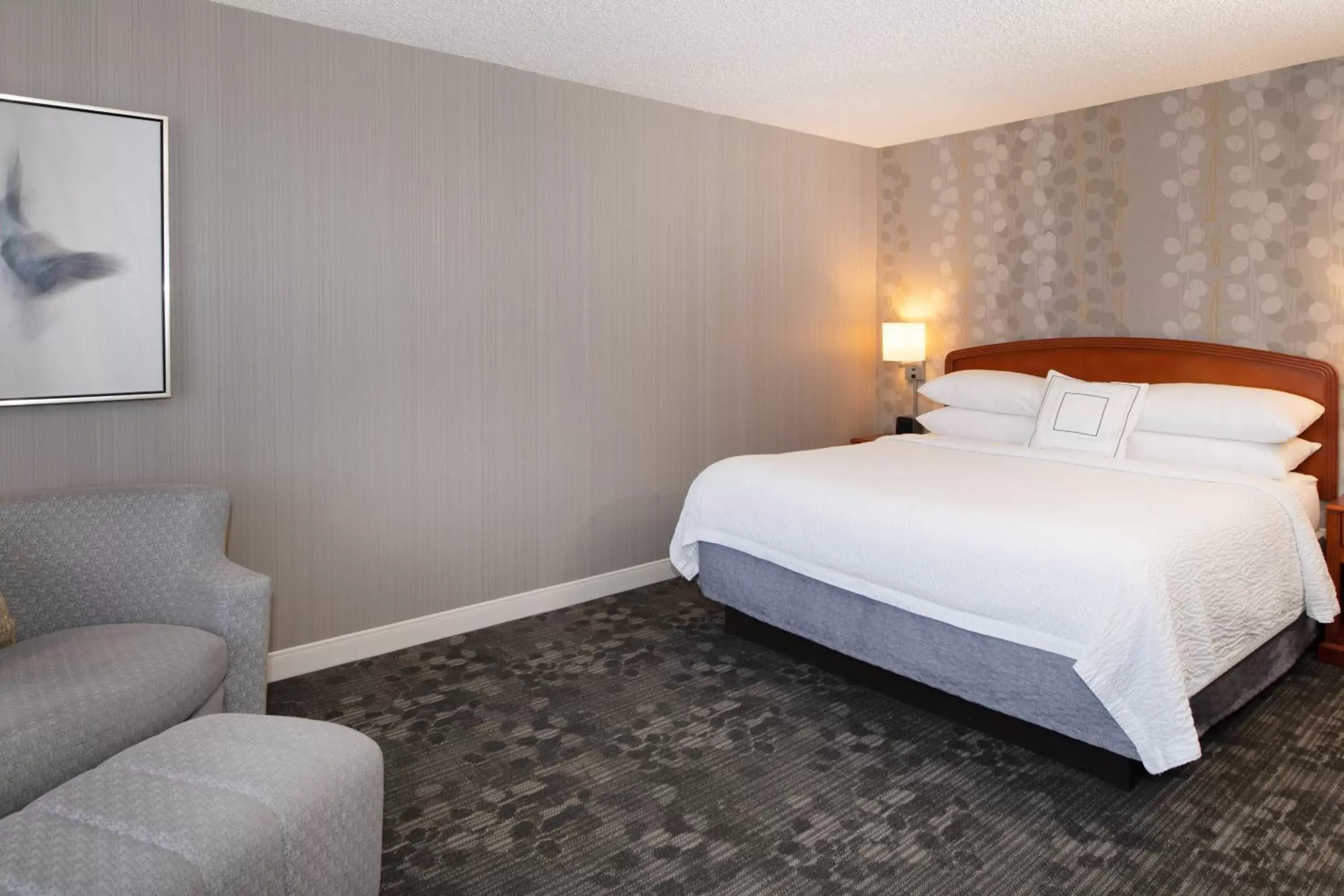 Bedroom, Bed in Courtyard by Marriott Newark Silicon Valley