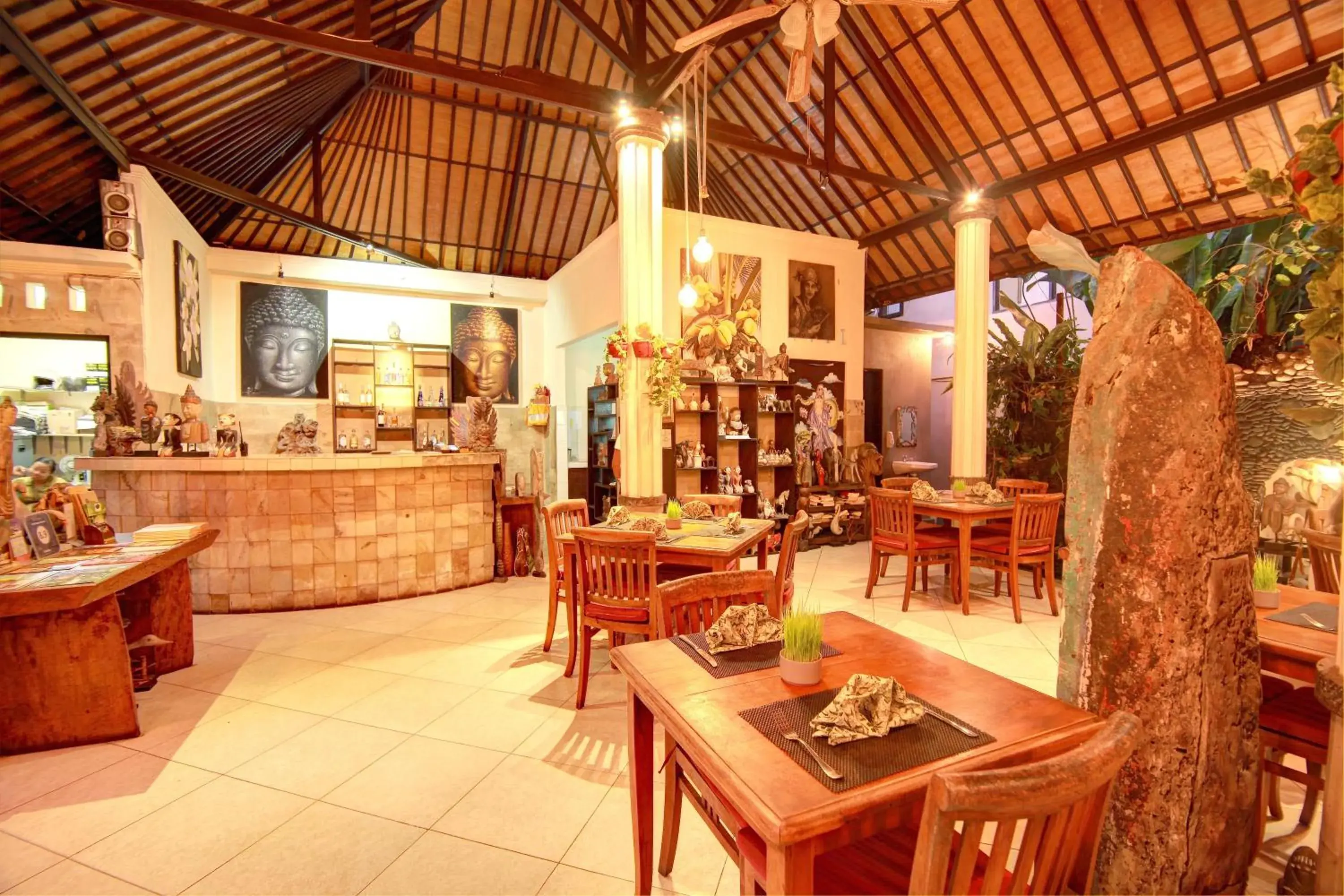 Restaurant/places to eat in Bali Dream Resort Ubud Restaurant/places to eat in Bali Dream Resort Ubud
