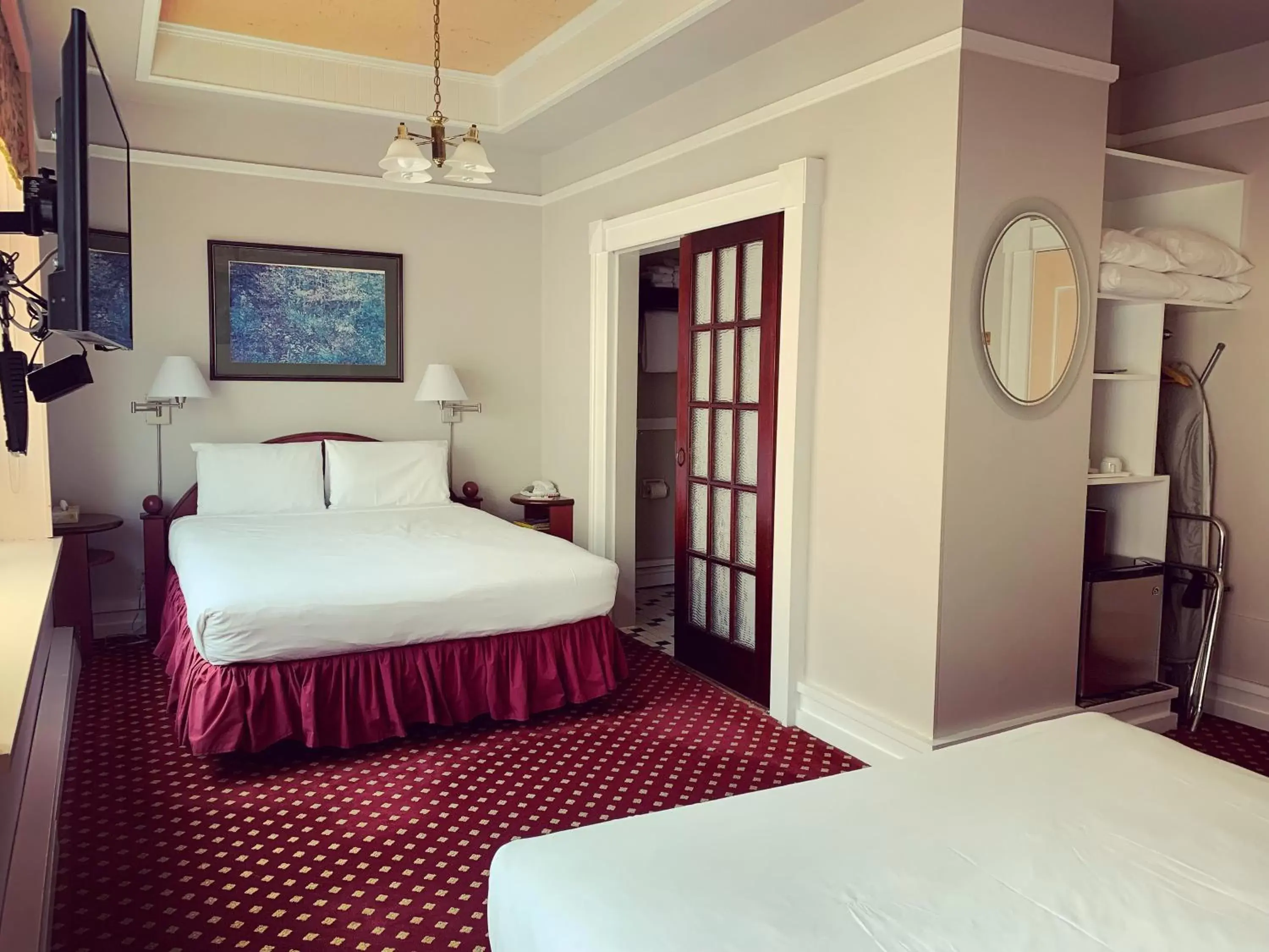 Bedroom, Bed in The Bedford Regency Hotel