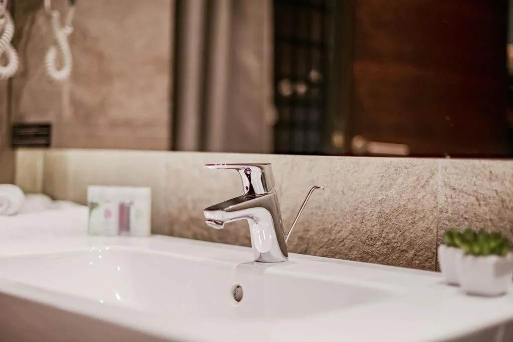 Bathroom in Hotel President Sarajevo