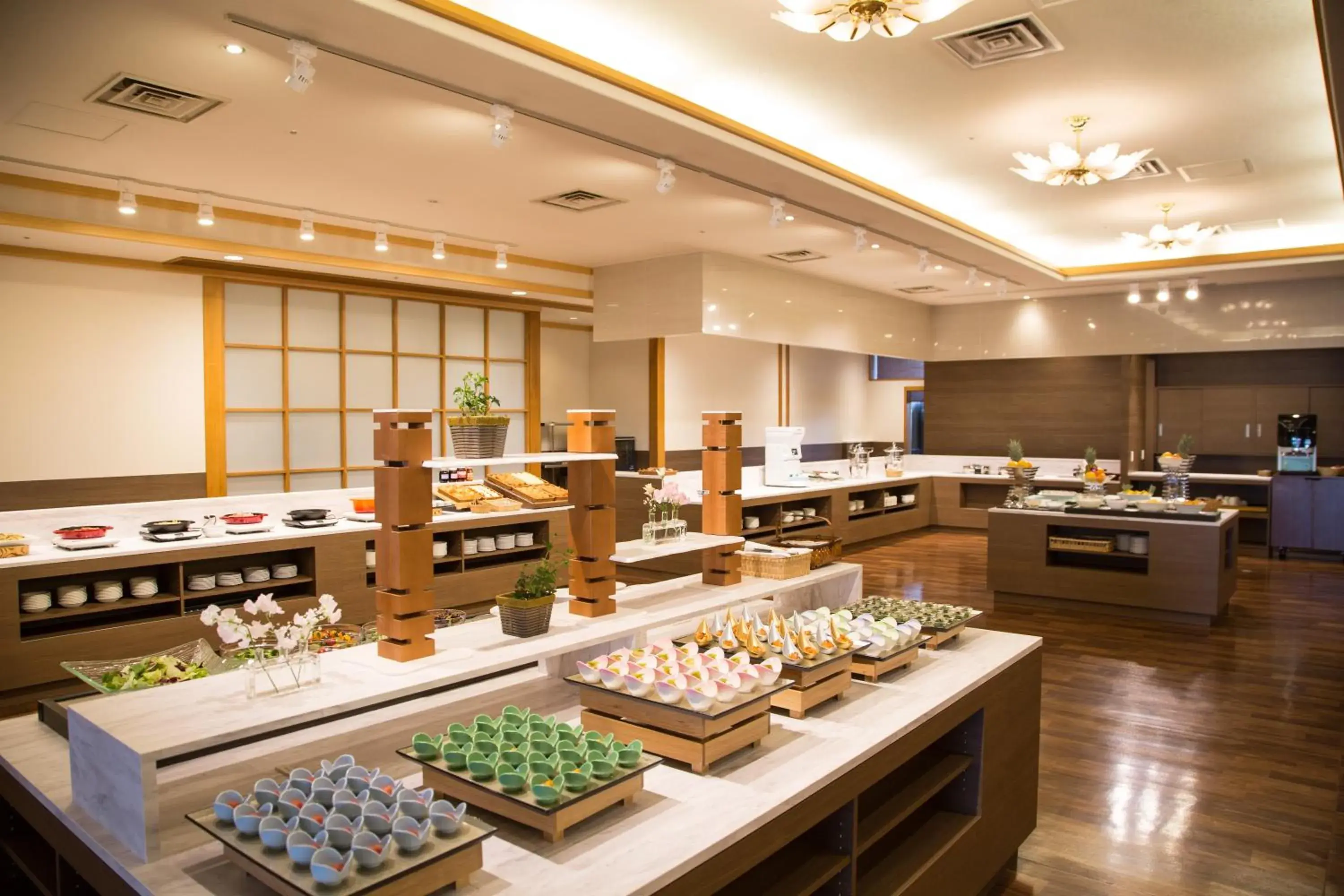 Restaurant/places to eat in Hanabishi Hotel