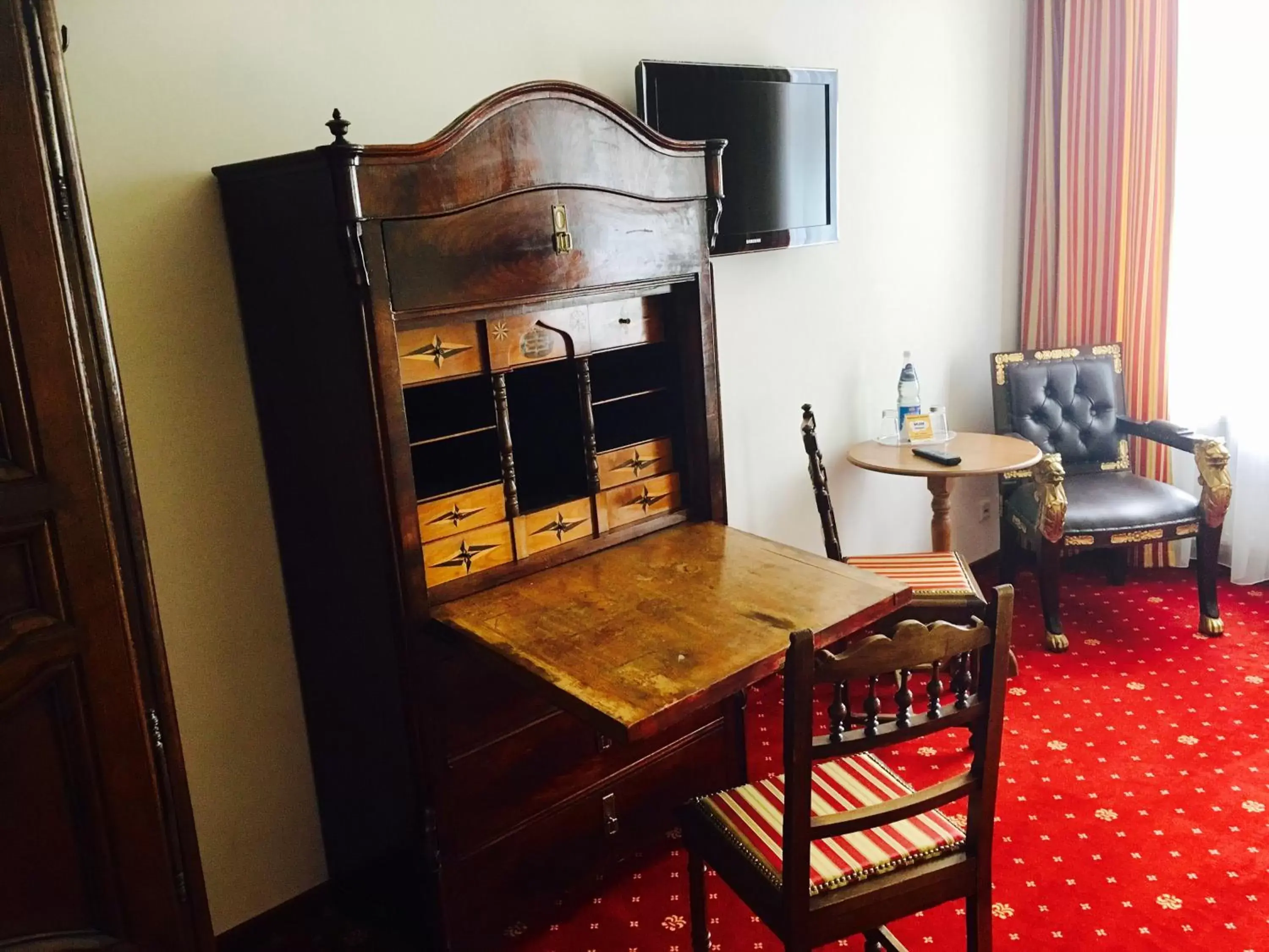 hair dresser, Dining Area in Hotel Alt Görlitz