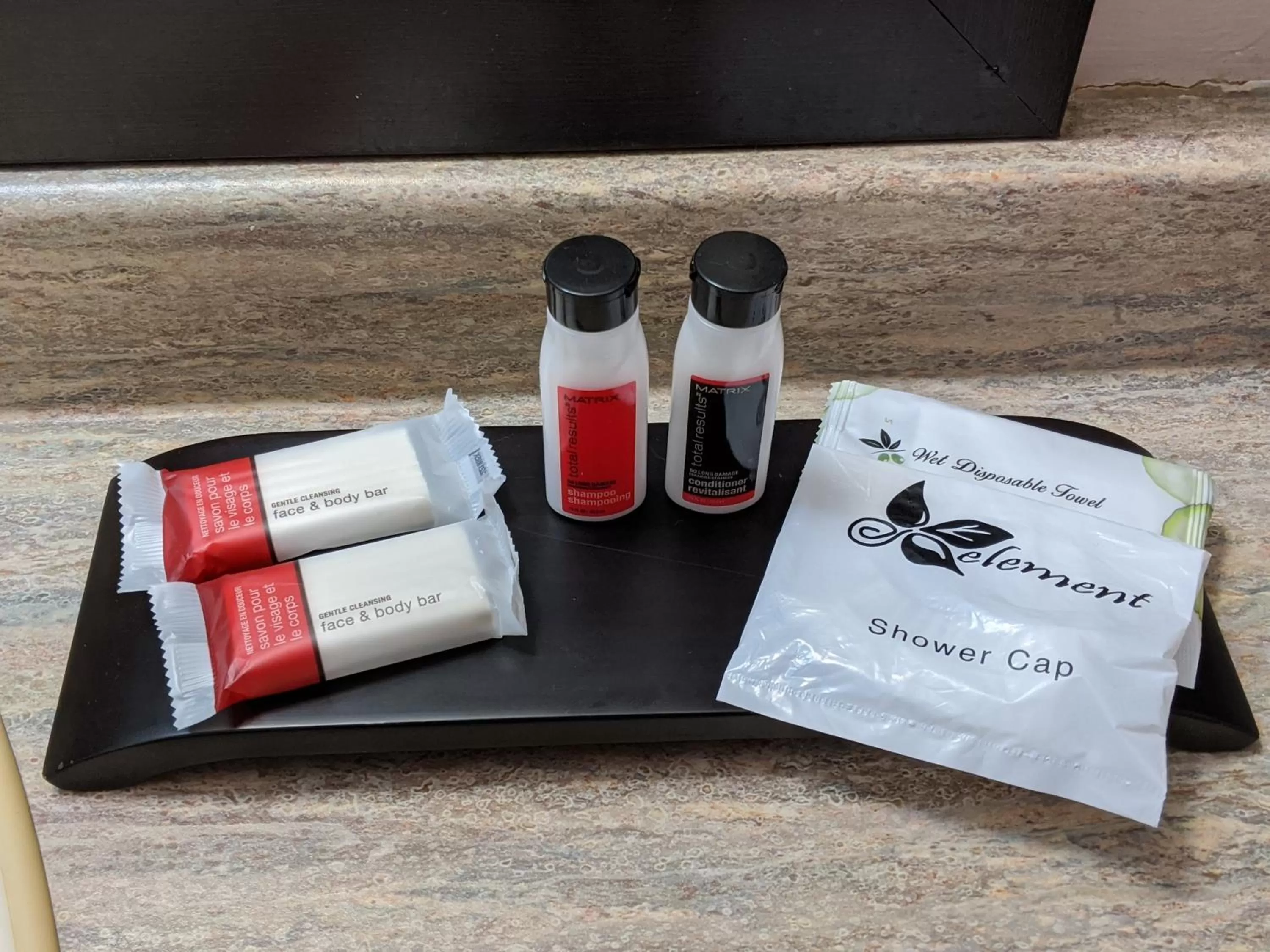 Bathroom in Howard Johnson by Wyndham Downtown Kamloops