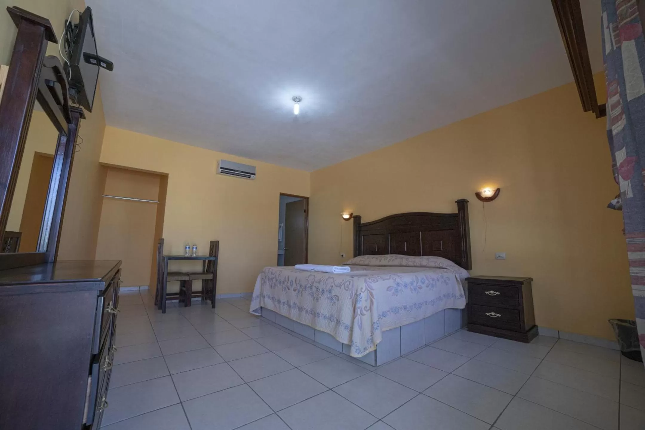 Photo of the whole room in Hotel Pueblo Viejo