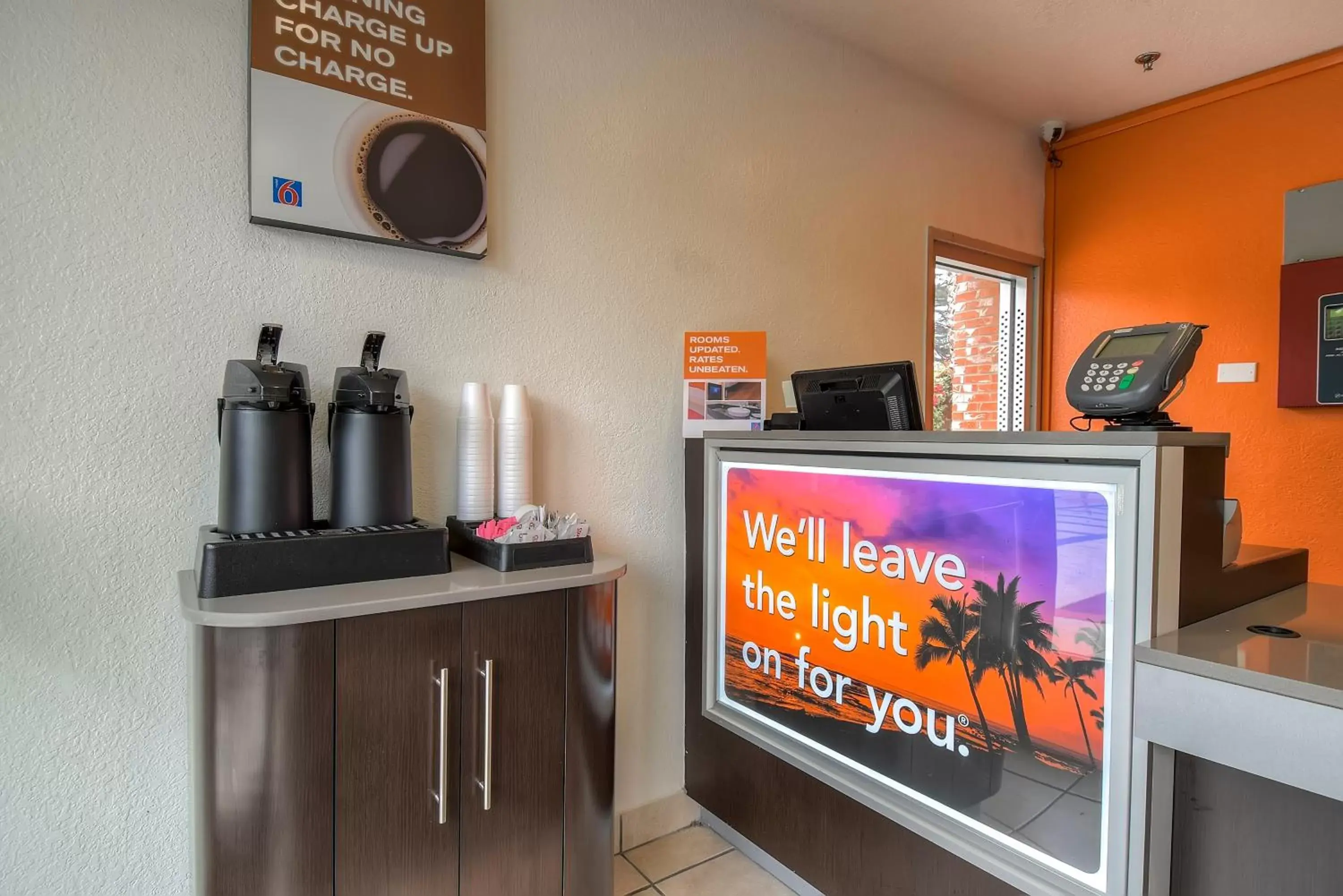 Coffee/tea facilities in Motel 6-Arcadia, CA - Los Angeles - Pasadena Area