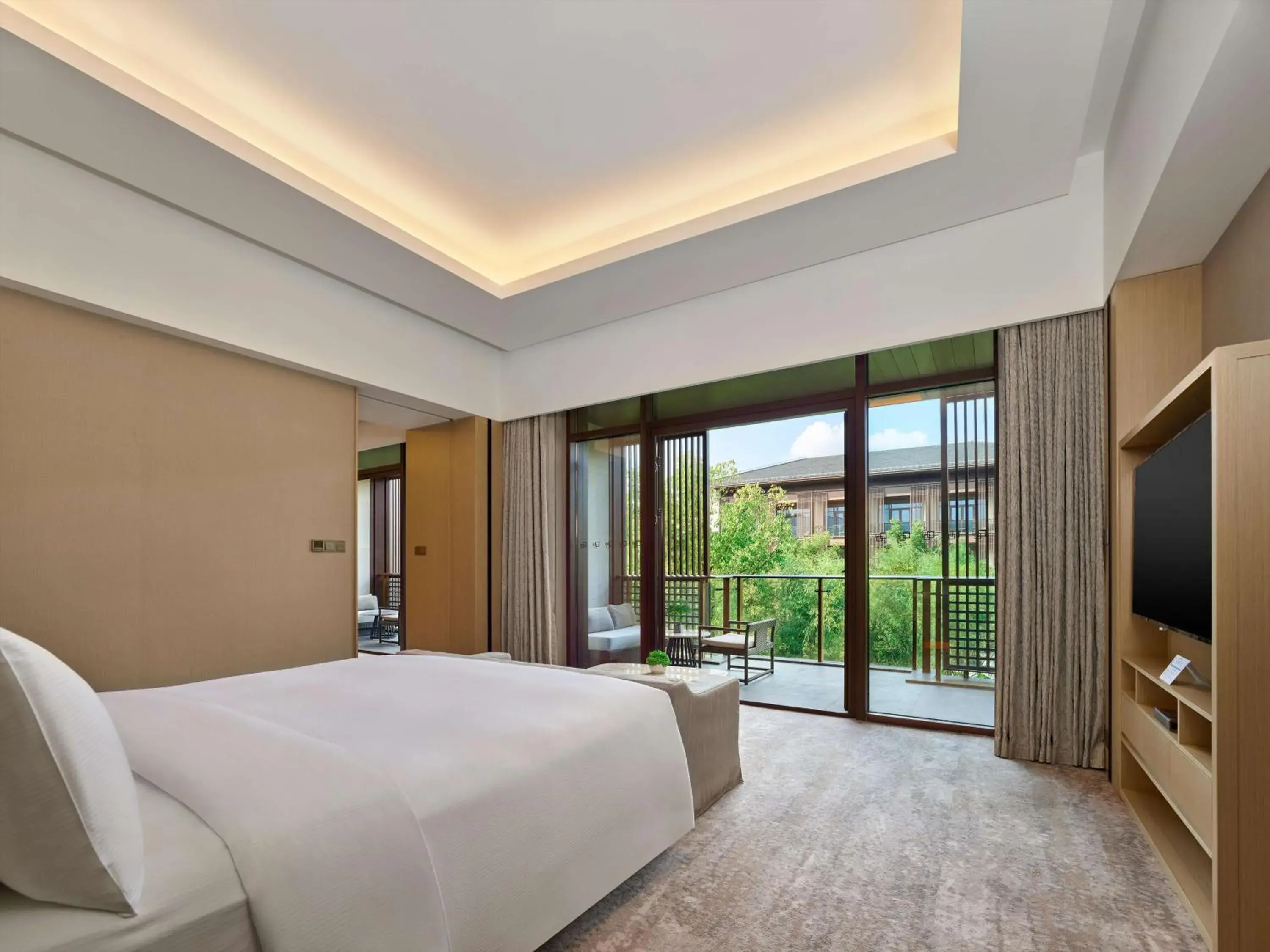 Bedroom, Bed in Hilton Shanghai Songjiang Guangfulin