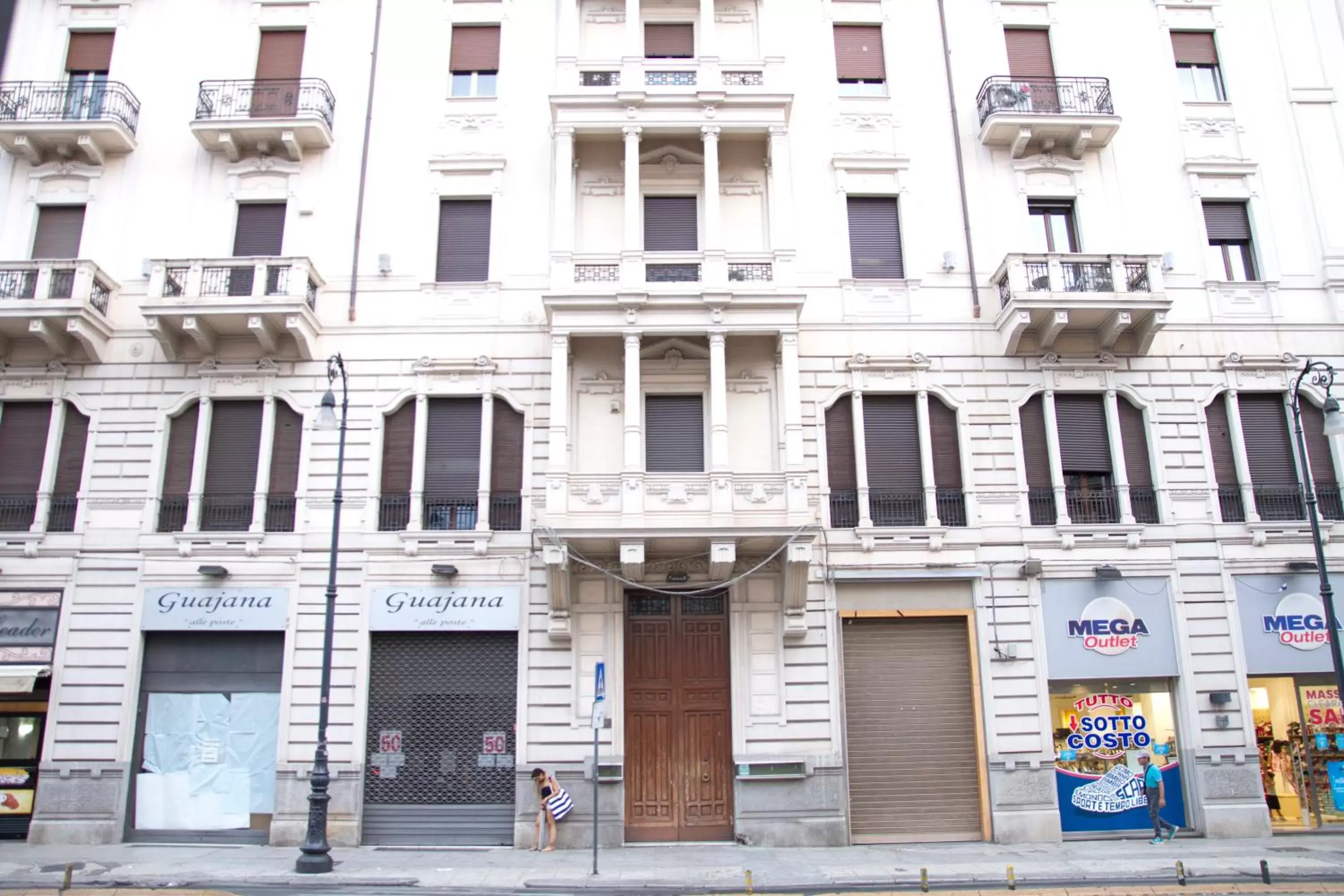 Facade/entrance, Property Building in B&B Albatros Centro Storico Palermo