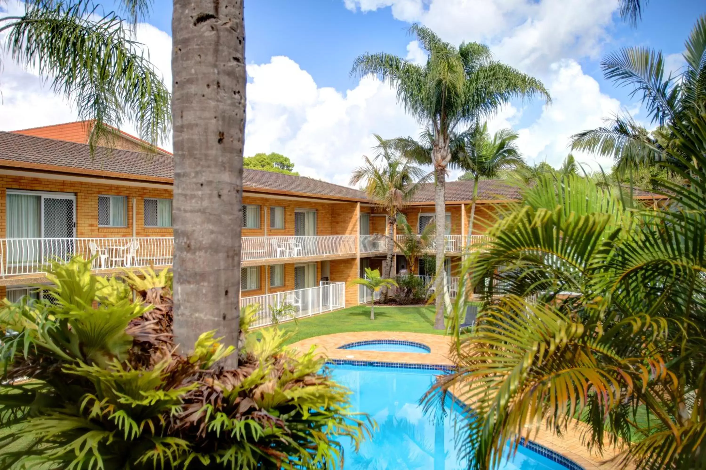 Swimming pool, Pool View in Beachpark Apartments Coffs Harbour