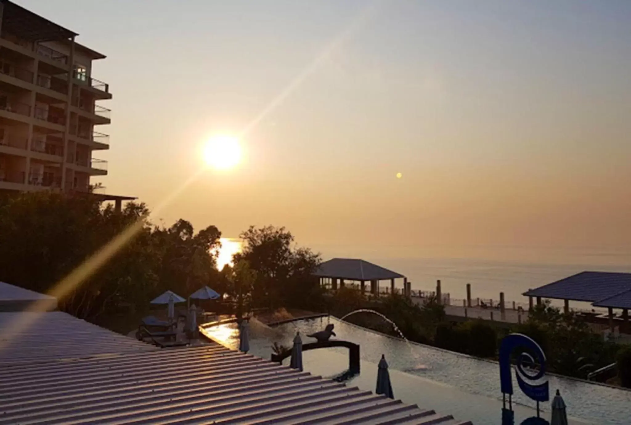 Sea view, Sunrise/Sunset in Royal Phala Cliff Beach Resort