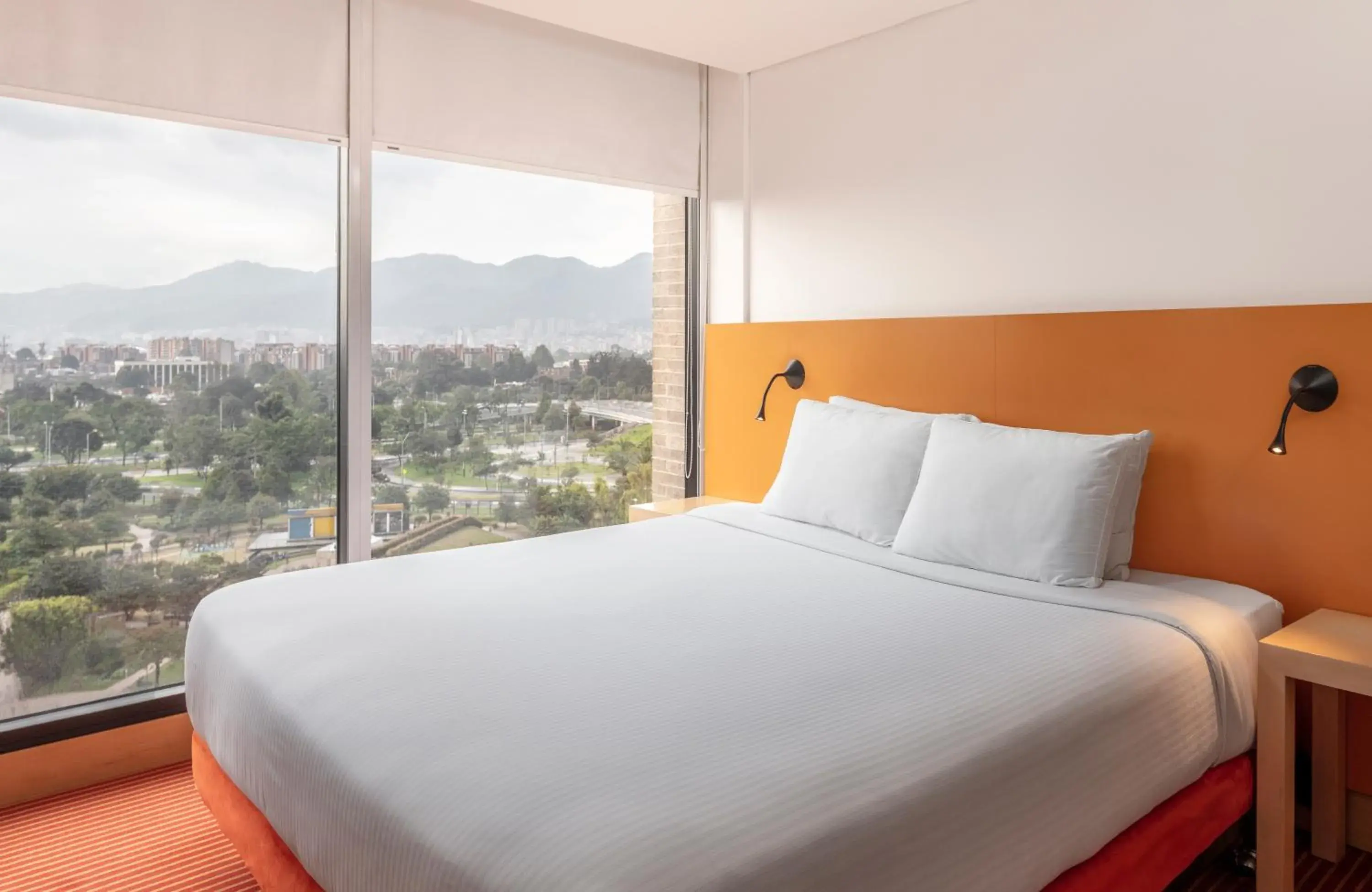 Bedroom, Bed in Fairfield by Marriott Bogota Embajada