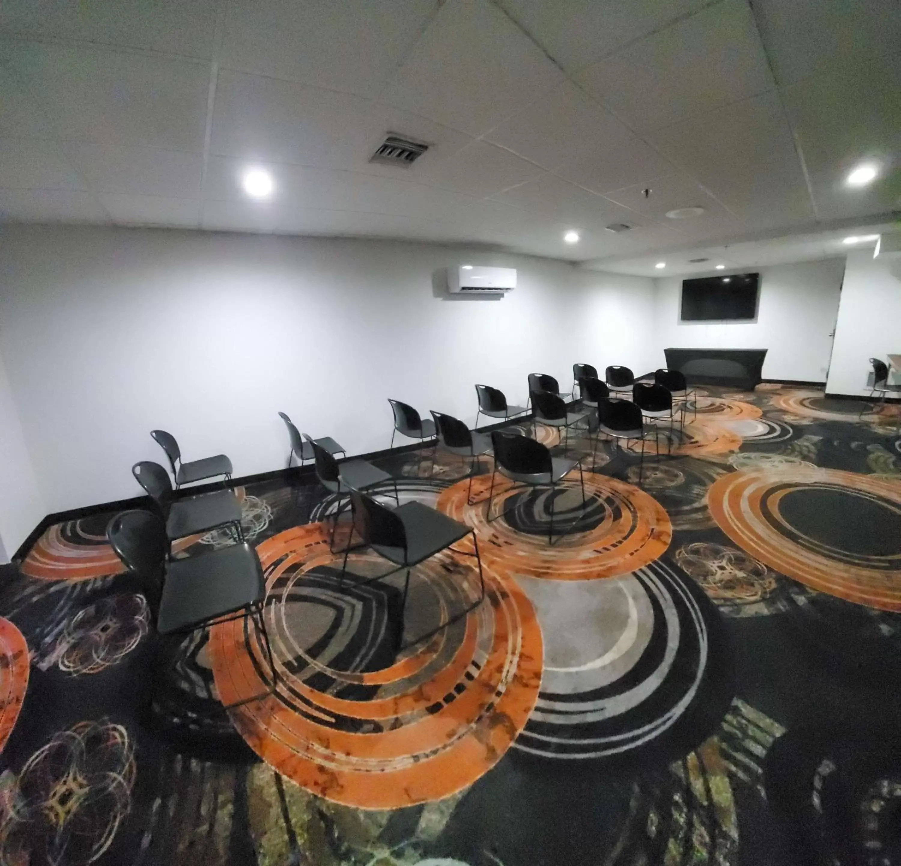 Meeting/conference room in Best Western Southside Hotel & Suites