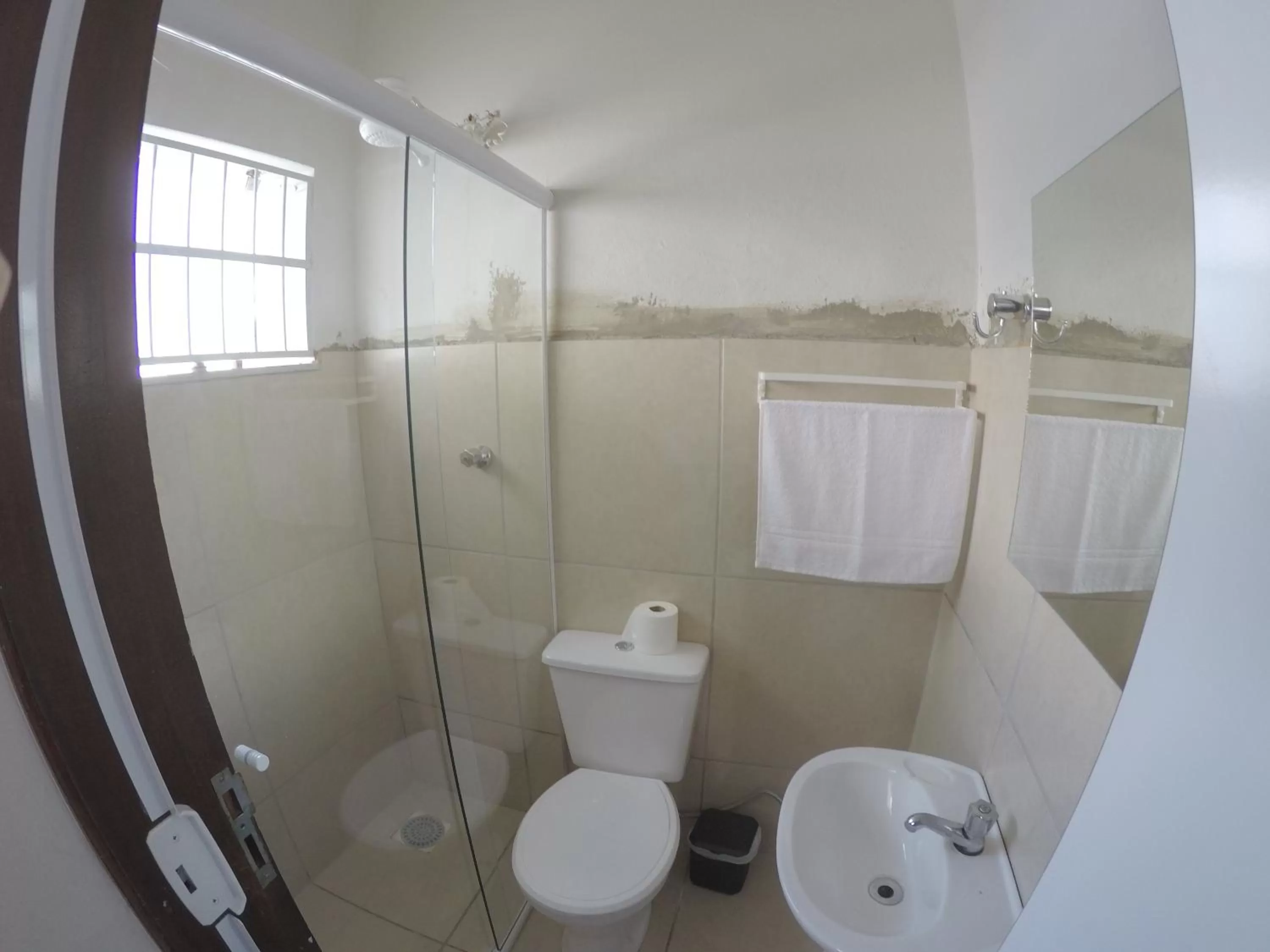 Bathroom in Quartos Delfim Moreira