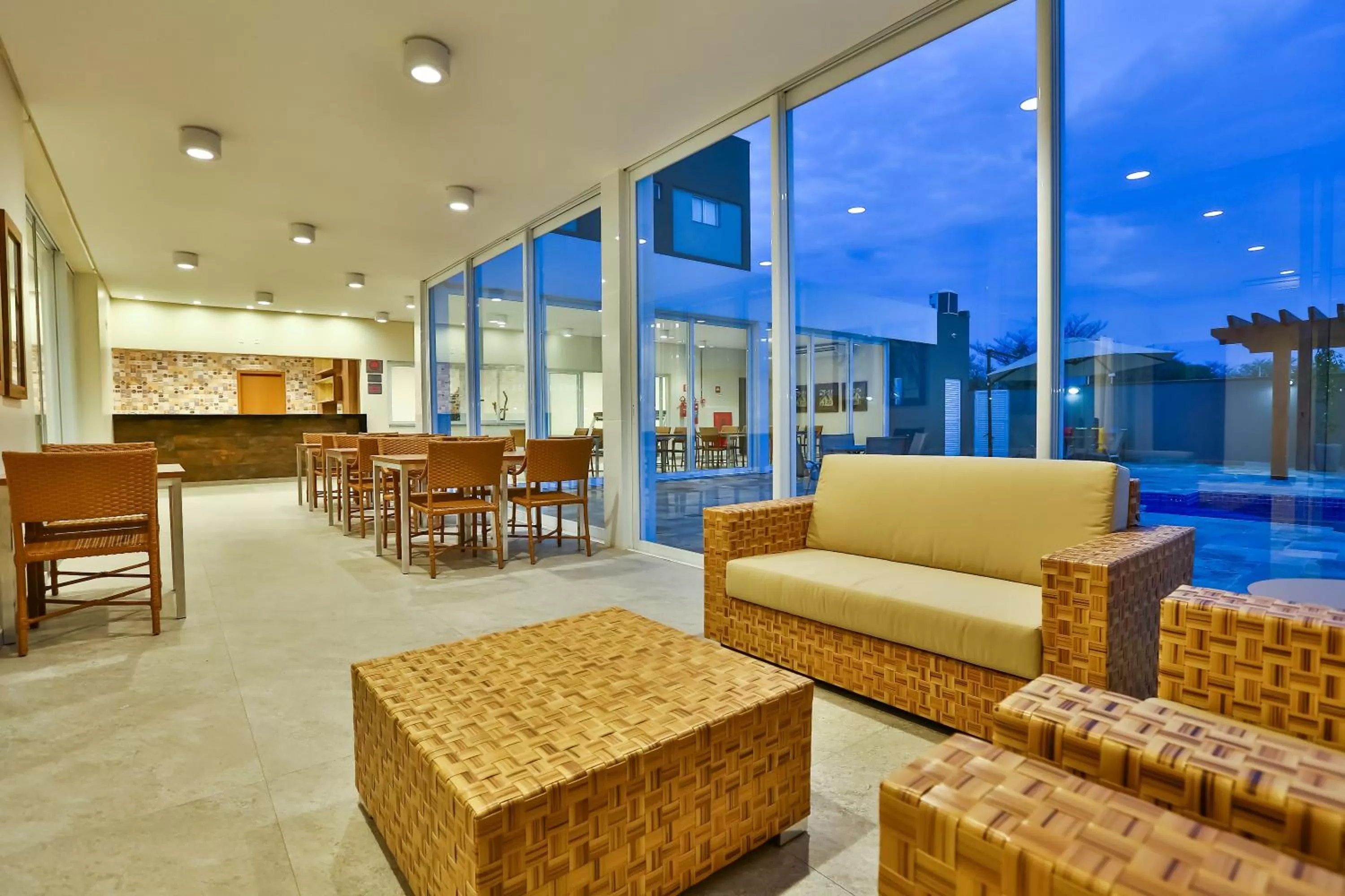 Seating area in Comfort Mogi Guaçu