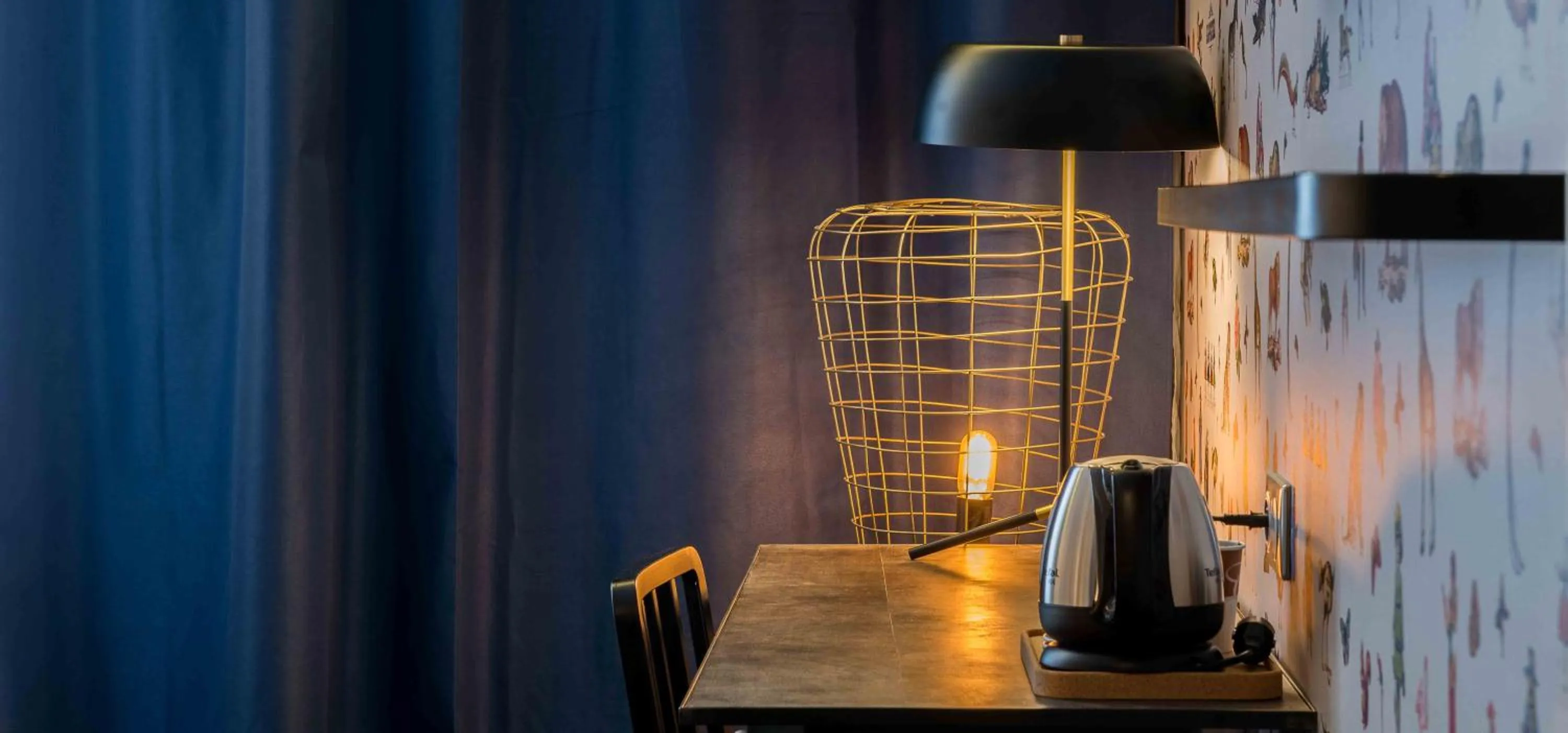 Coffee/tea facilities in KOPSTER Hotel Lyon Groupama Stadium