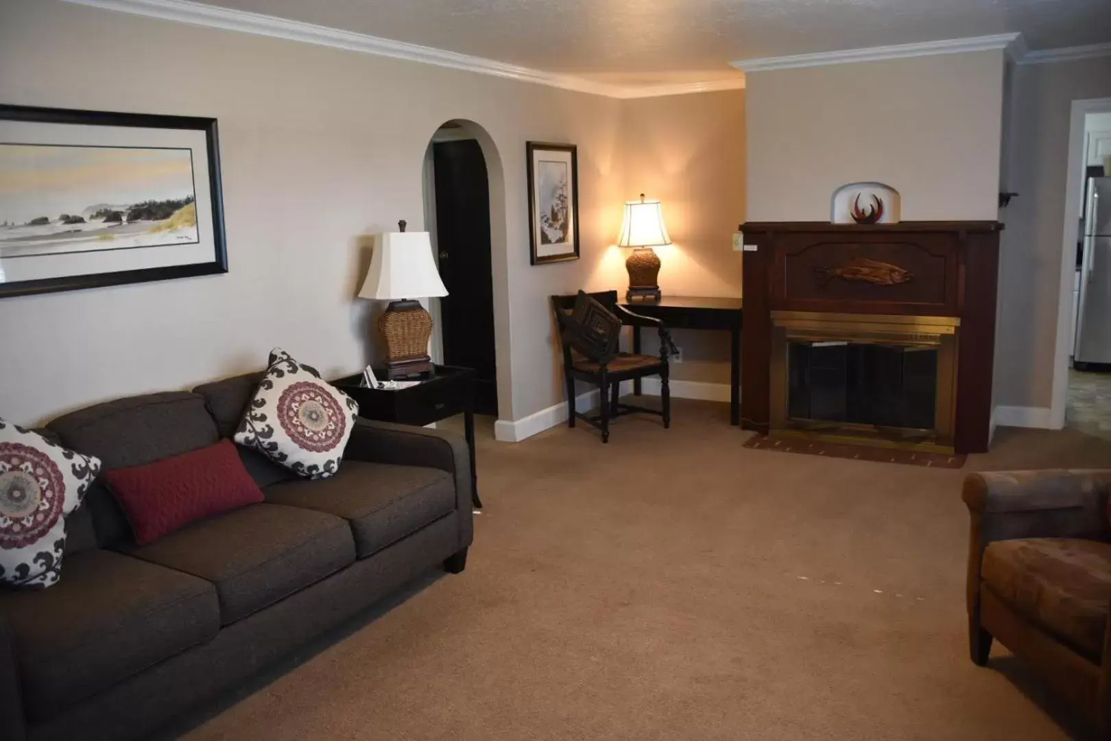 Living room, Seating Area in Ecola Creek Lodge