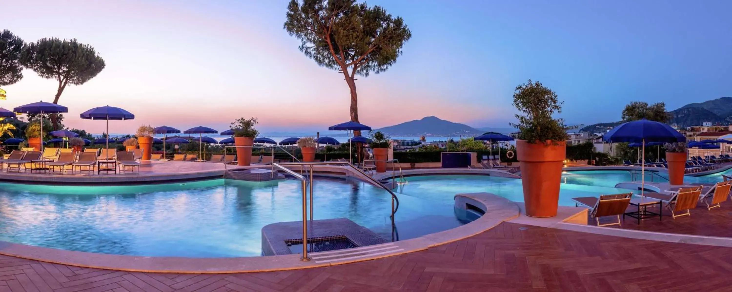 Pool view, Swimming Pool in Hilton Sorrento Palace