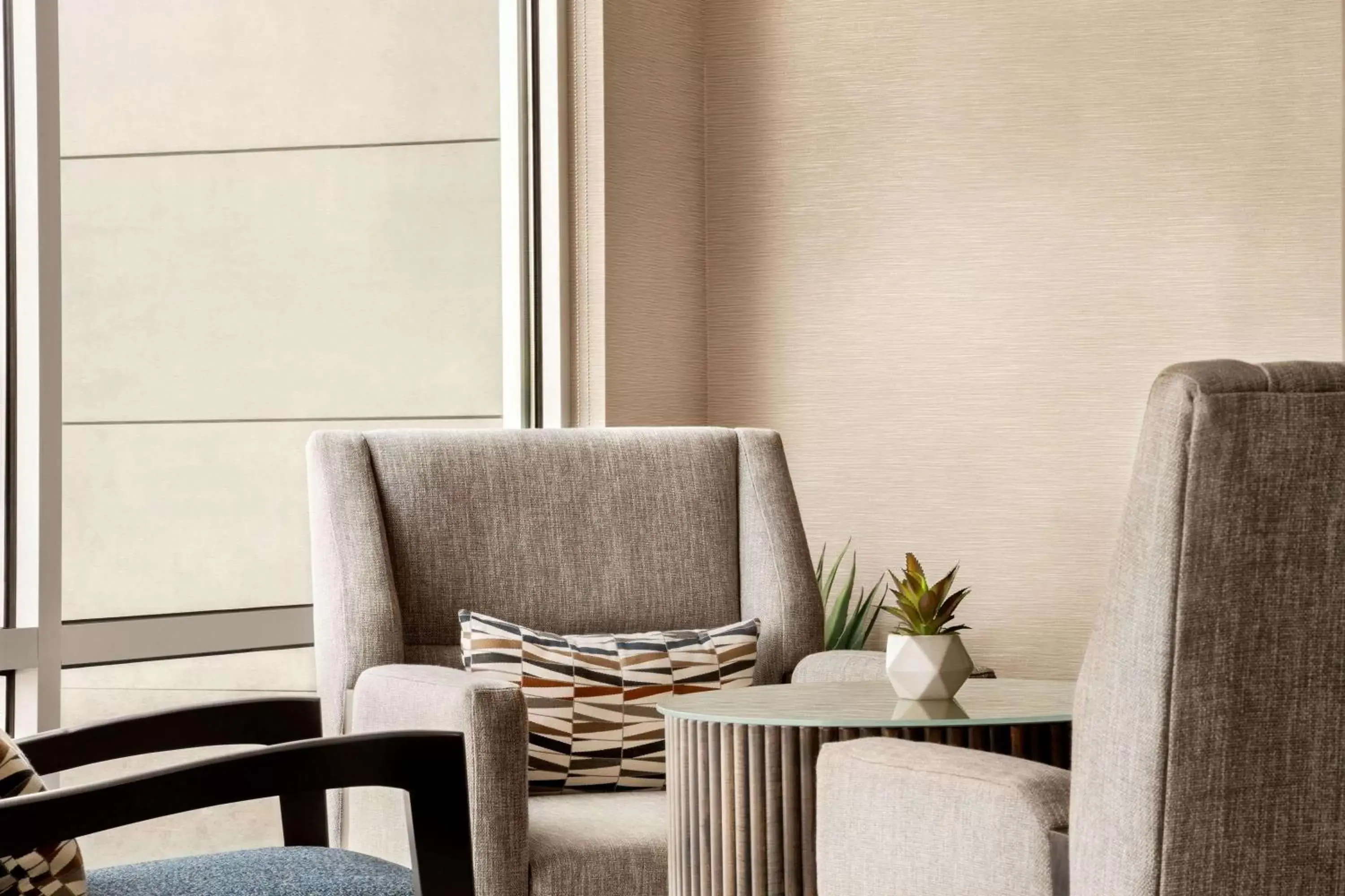 Lobby or reception, Seating Area in La Quinta Inn & Suites by Wyndham San Bernardino