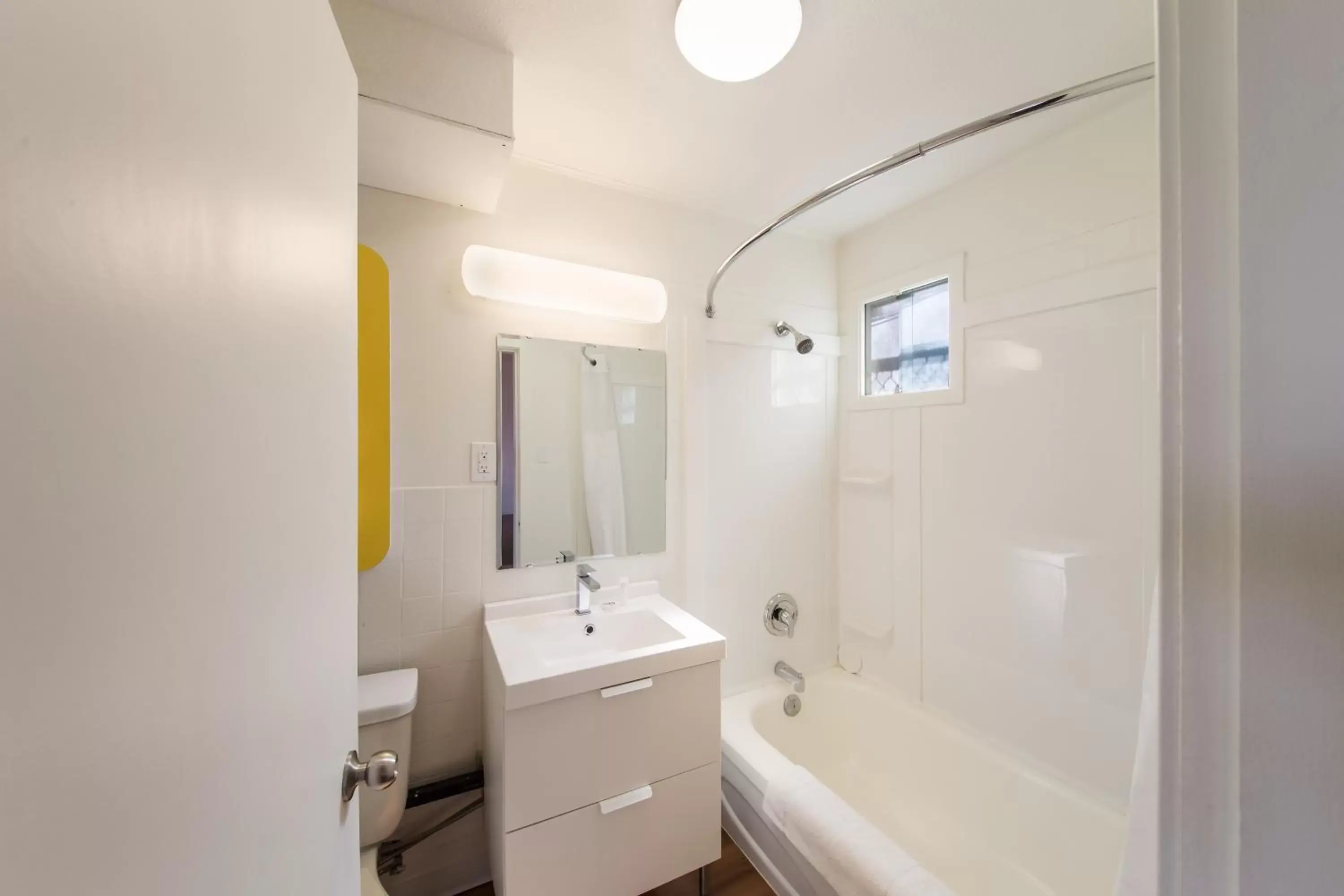 Bathroom in Motel 6-Cranbrook, BC Bathroom in Motel 6-Cranbrook, BC