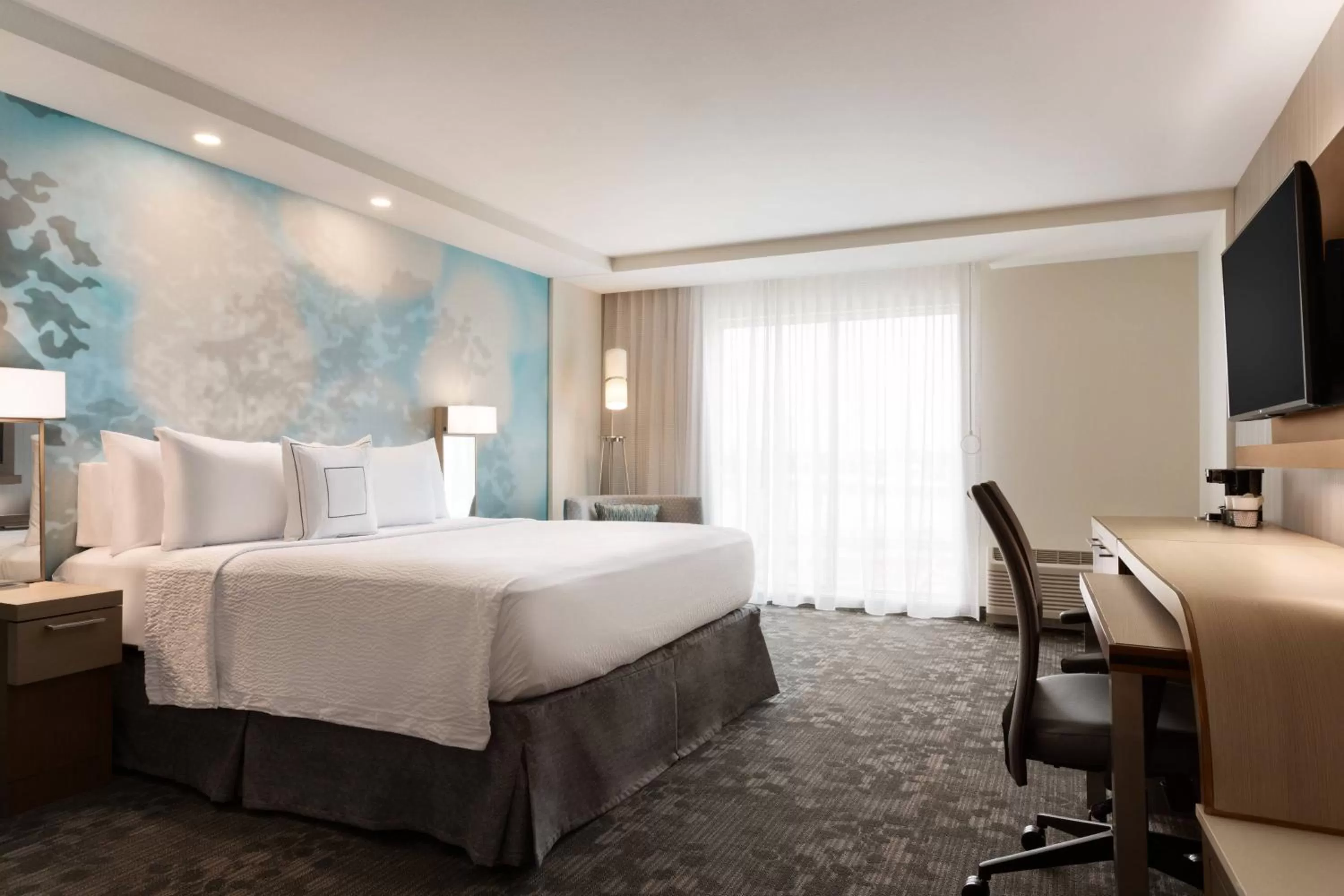 King Room with Sofa Bed - Hearing Accessible in Courtyard by Marriott St Paul Woodbury